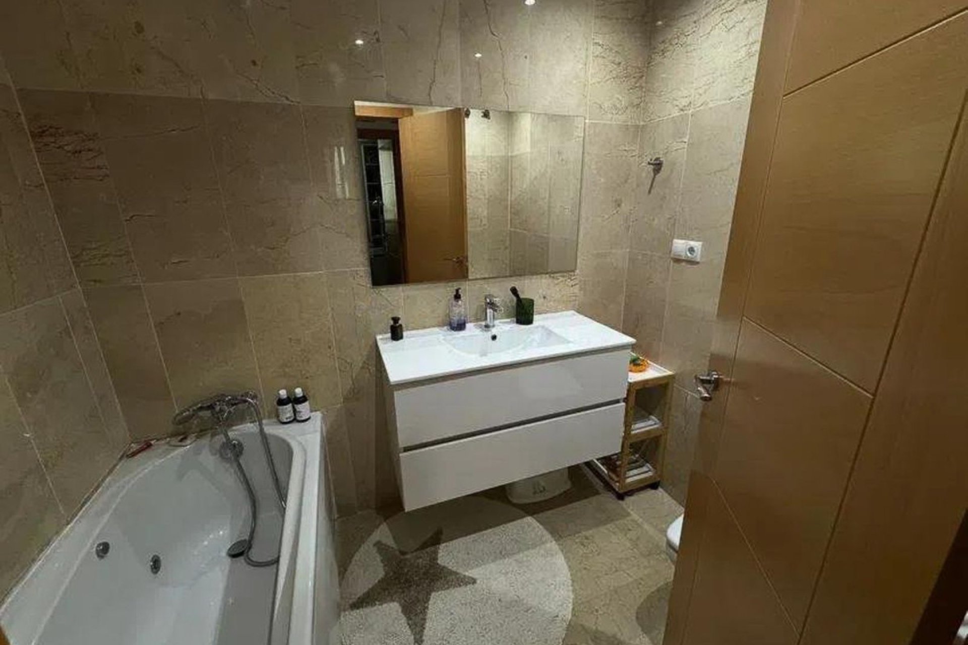 Reventa - Ground floor apartment - Benahavís - Benahavís Centro