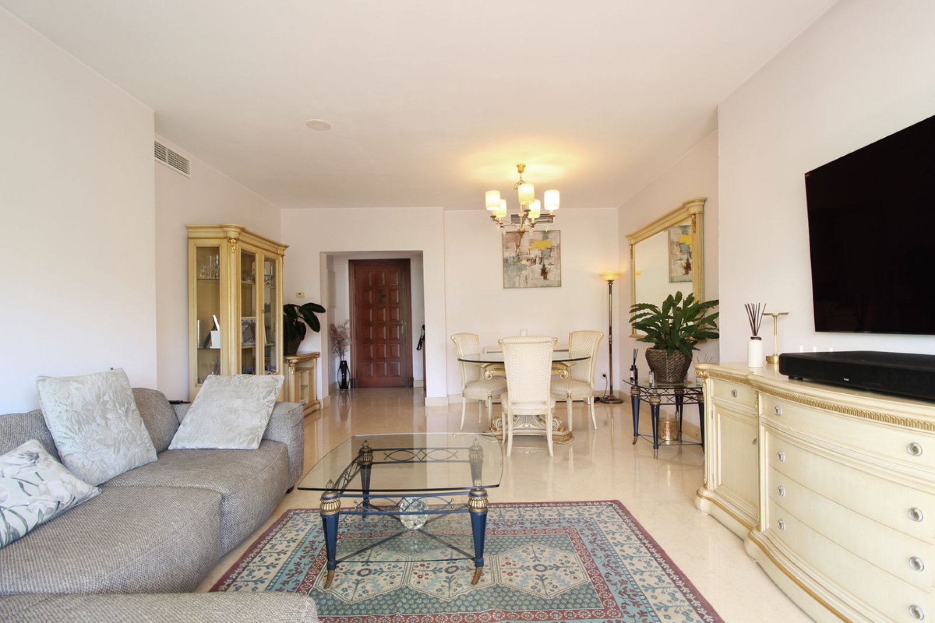 Reventa - Ground floor apartment - Benahavís - Benahavís Centro