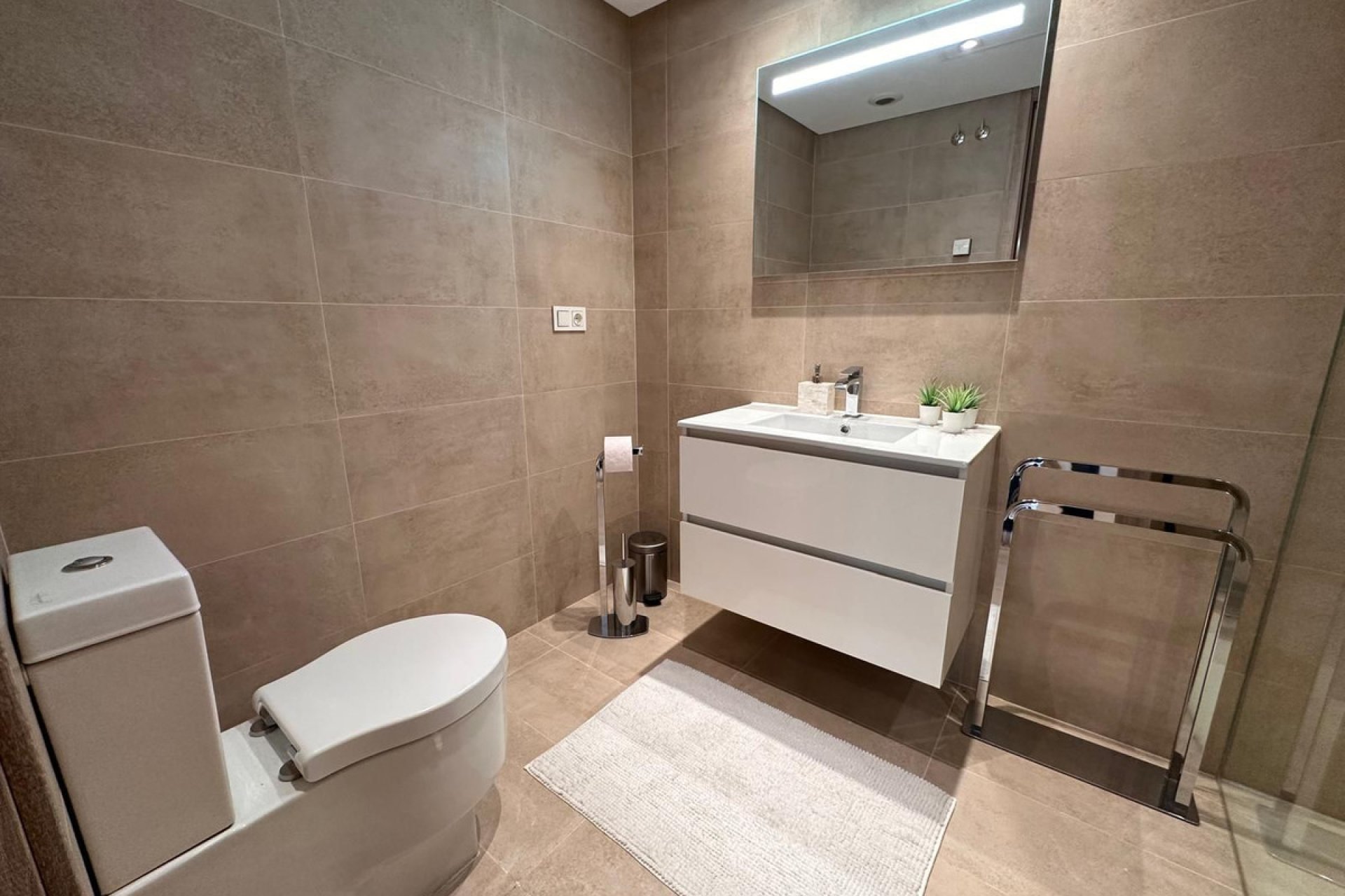 Reventa - Ground floor apartment - Benahavís - Benahavís Centro