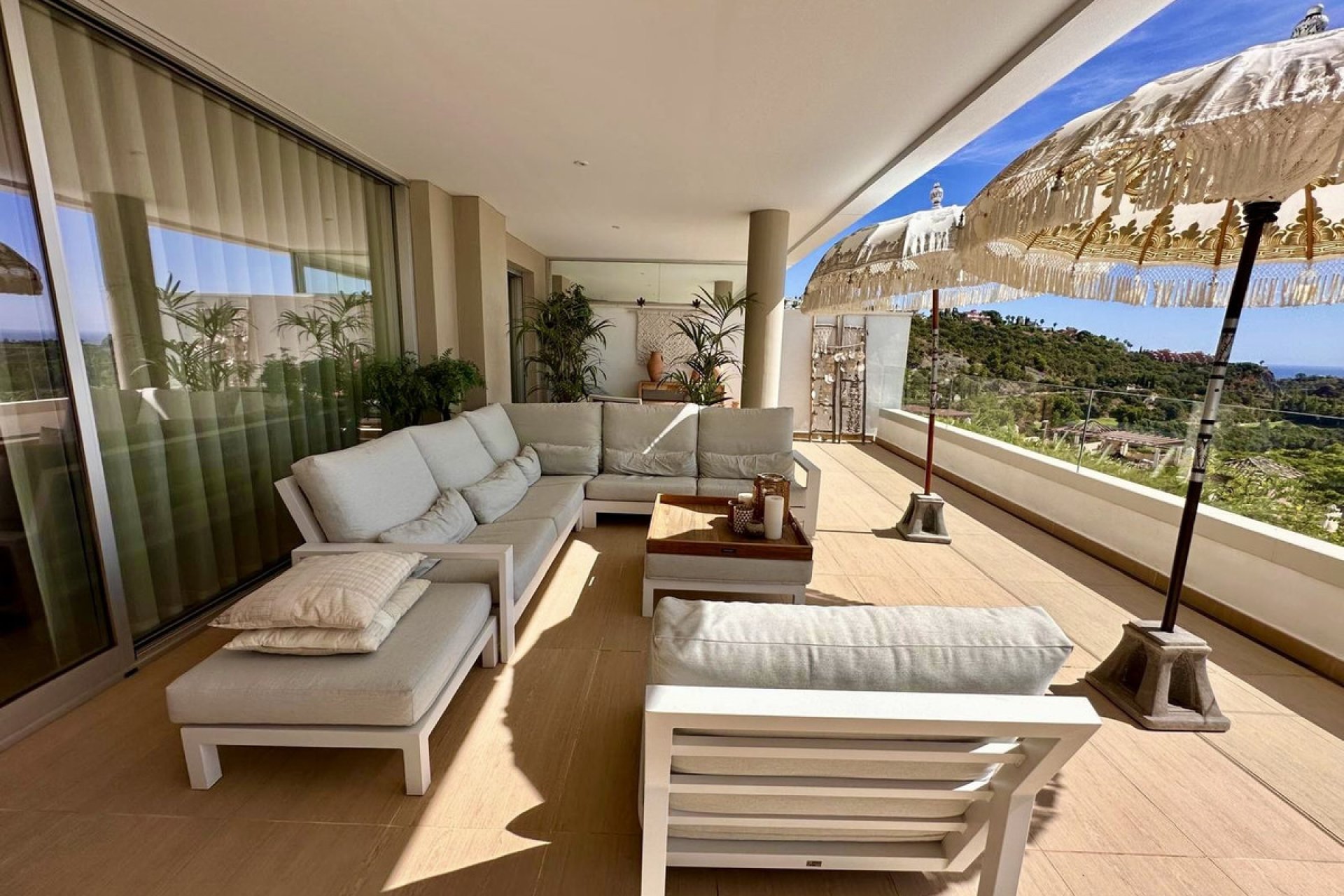 Reventa - Ground floor apartment - Benahavís - Benahavís Centro