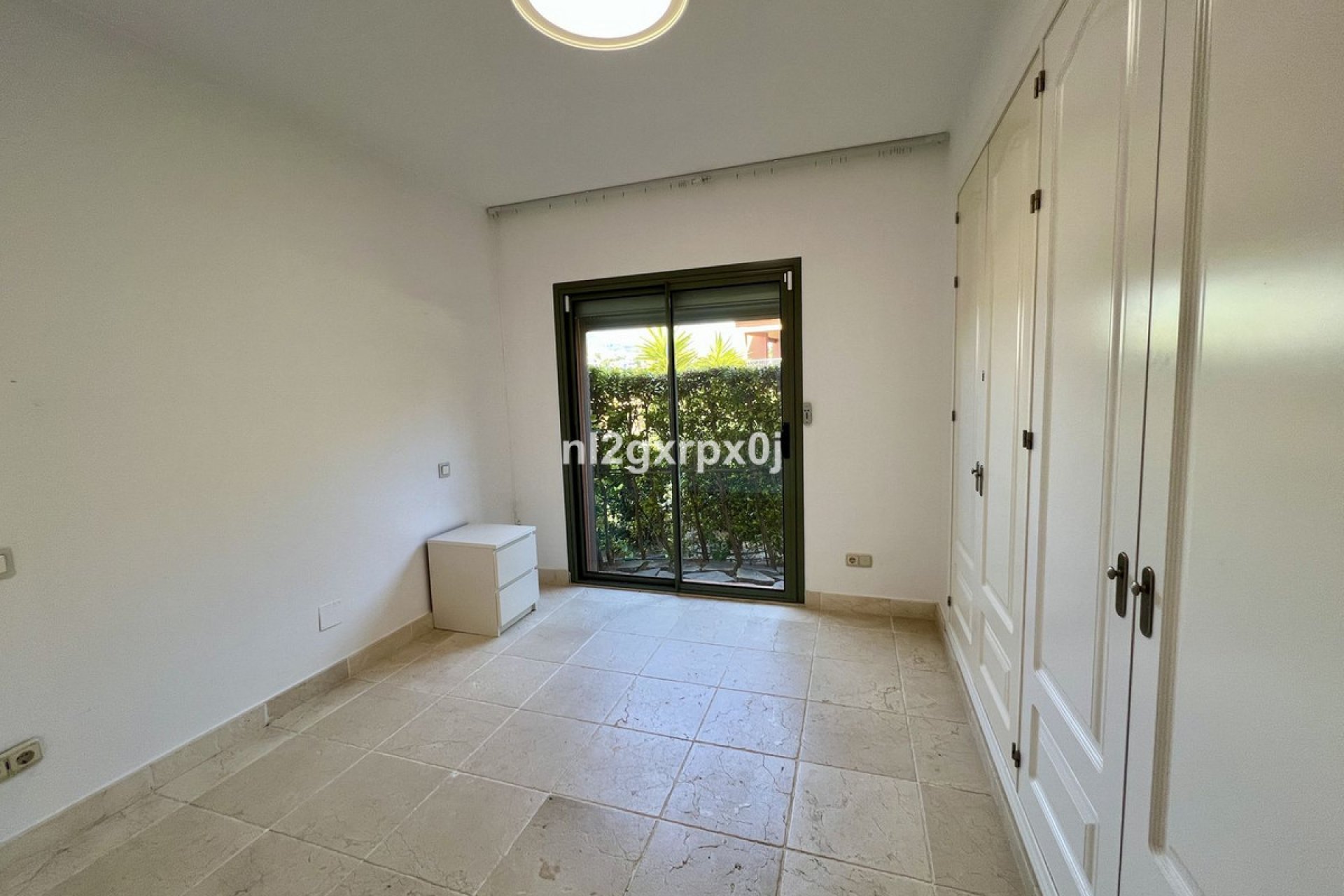 Reventa - Ground floor apartment - Benahavís - Benahavís Centro