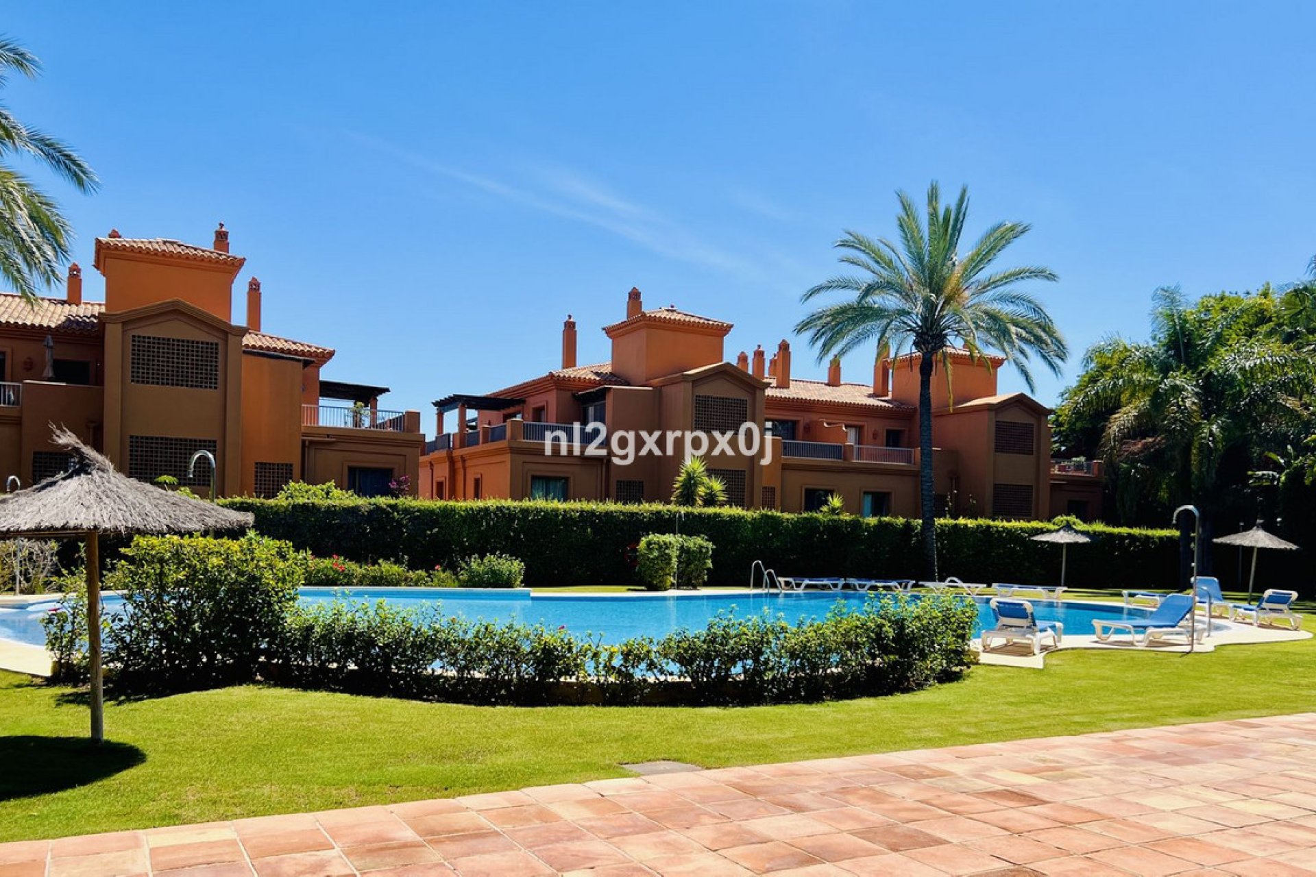 Reventa - Ground floor apartment - Benahavís - Benahavís Centro