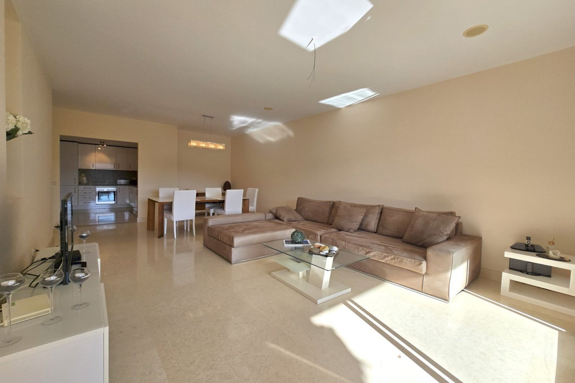 Reventa - Ground floor apartment - Benahavís - Benahavís Centro