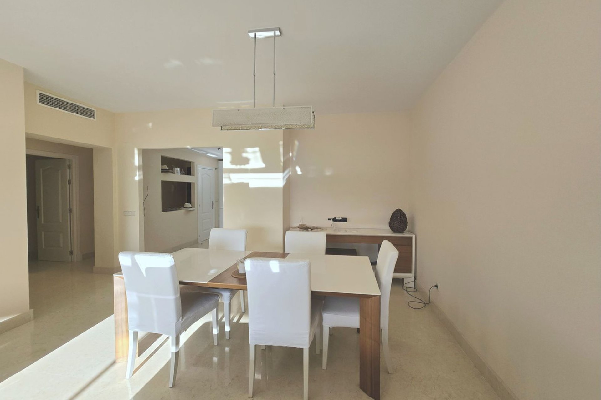 Reventa - Ground floor apartment - Benahavís - Benahavís Centro