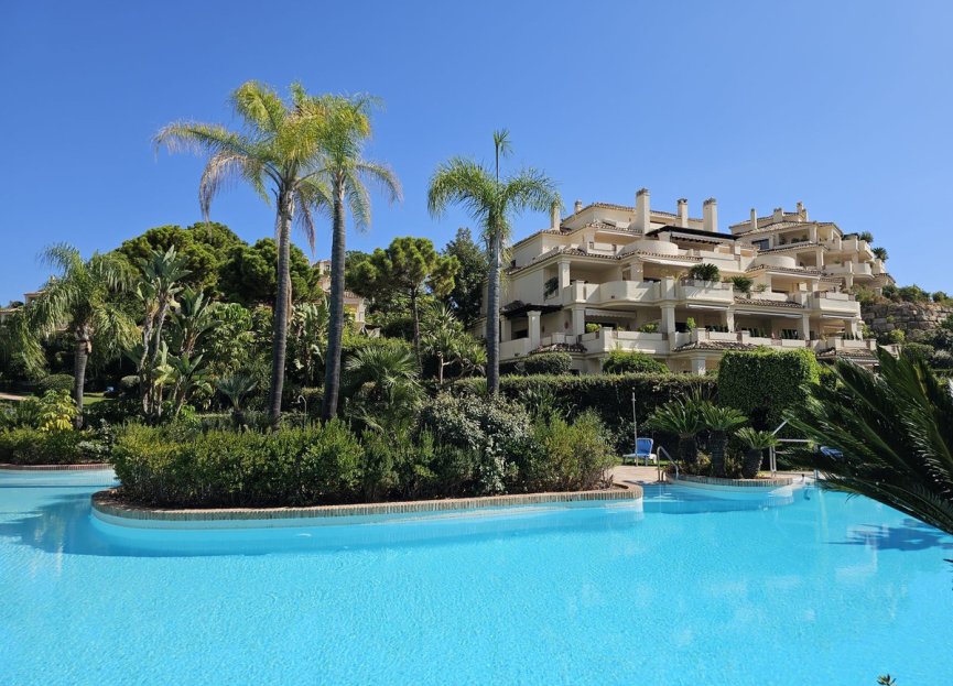 Reventa - Ground floor apartment - Benahavís - Benahavís Centro