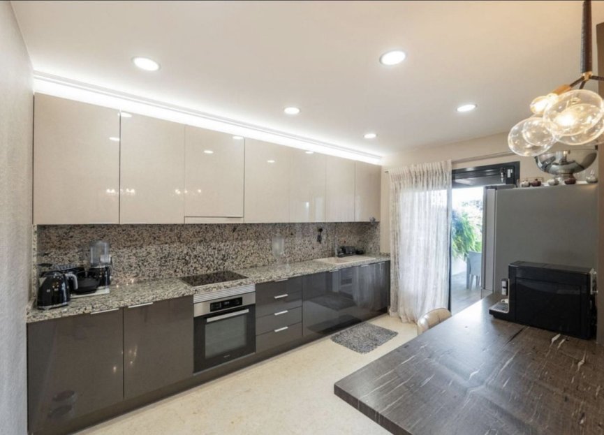 Reventa - Ground floor apartment - Benahavís - Benahavís Centro