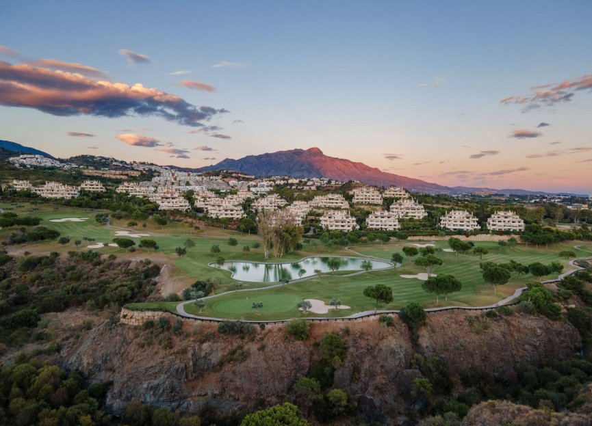 Reventa - Ground floor apartment - Benahavís - Benahavís Centro