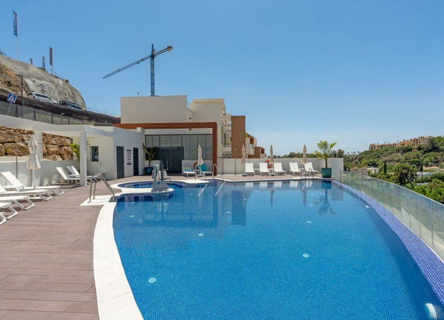 Reventa - Ground floor apartment - Benahavís - Benahavís Centro