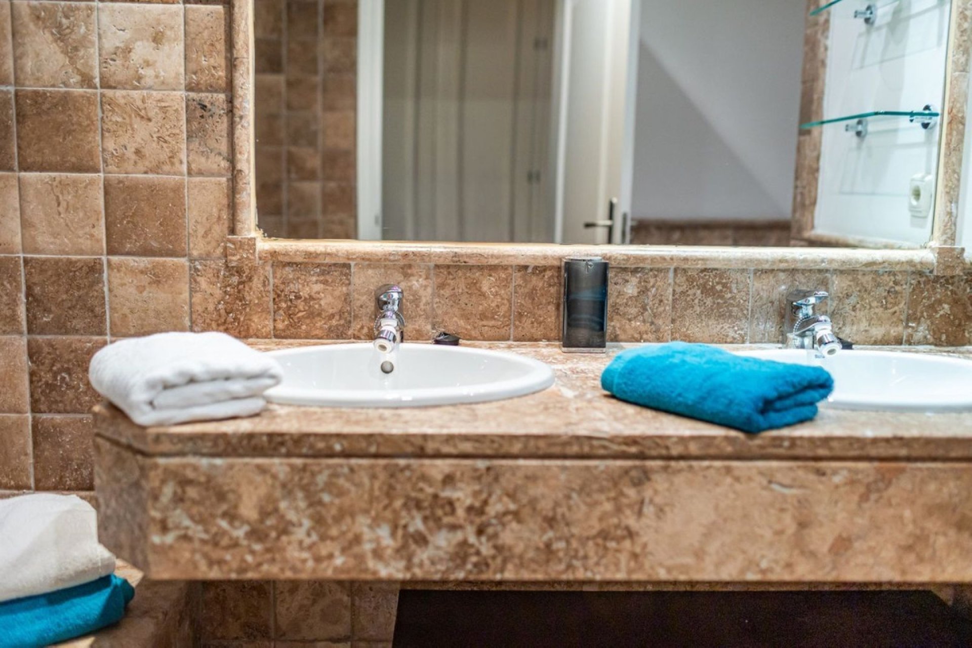 Reventa - Ground floor apartment - Benahavís - Benahavís Centro