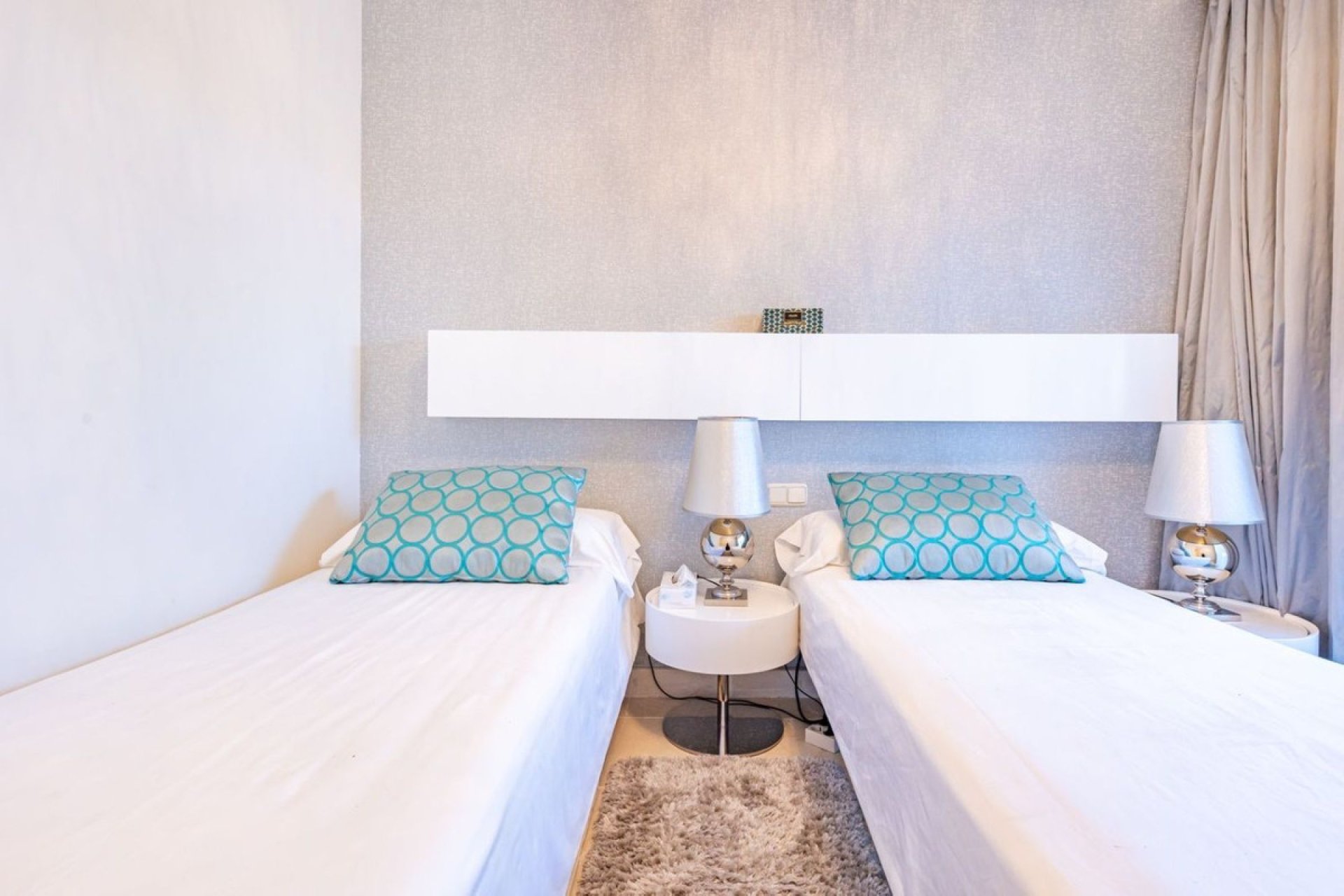 Reventa - Ground floor apartment - Benahavís - Benahavís Centro