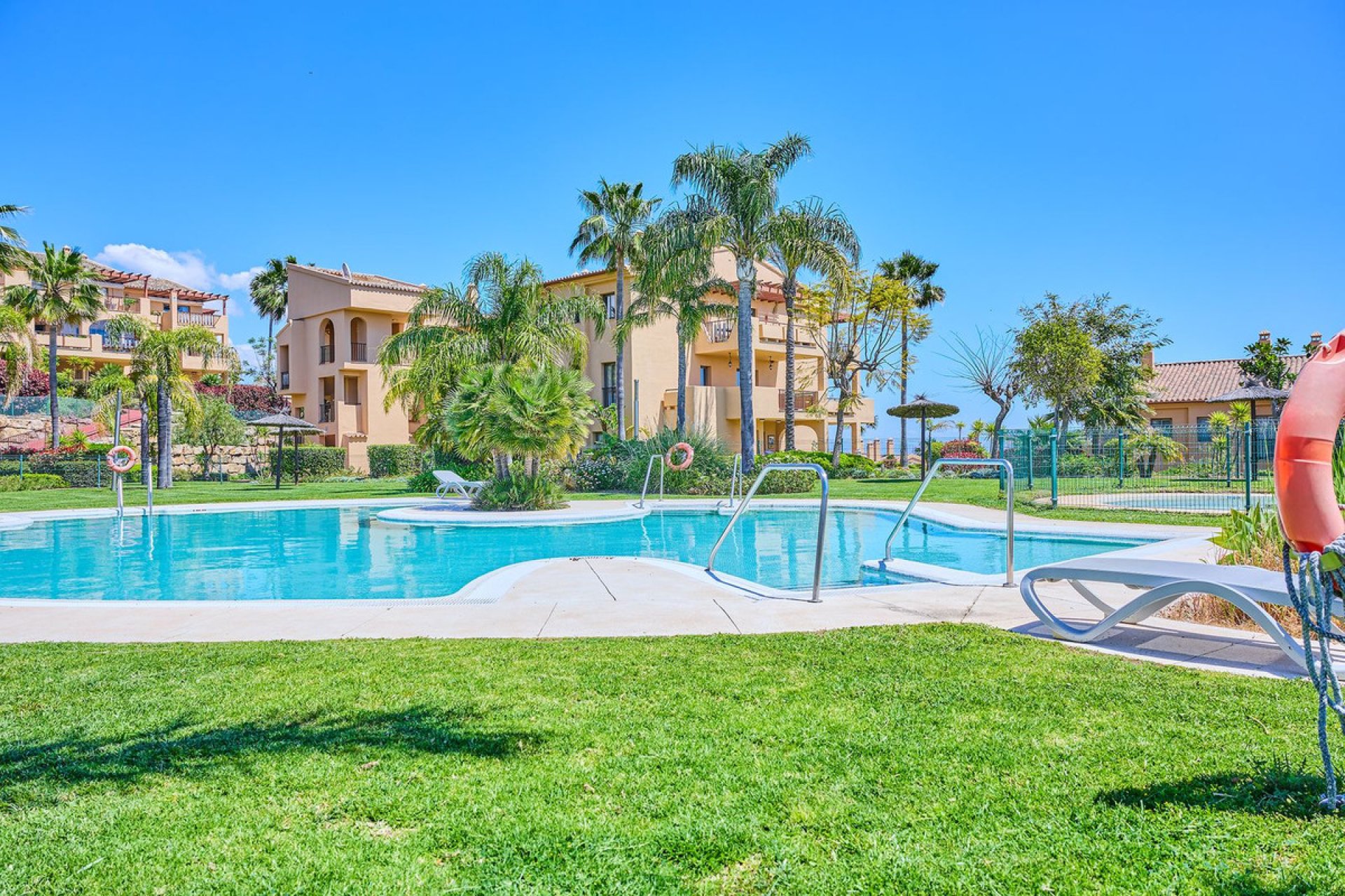 Reventa - Ground floor apartment - Benahavís - Benahavís Centro