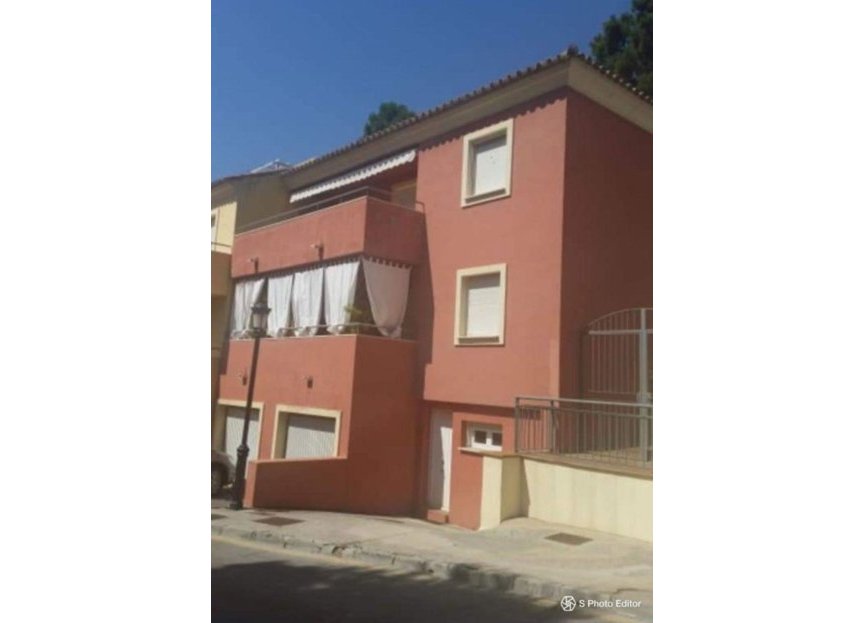 Reventa - Ground floor apartment - Benahavís - Benahavís Centro