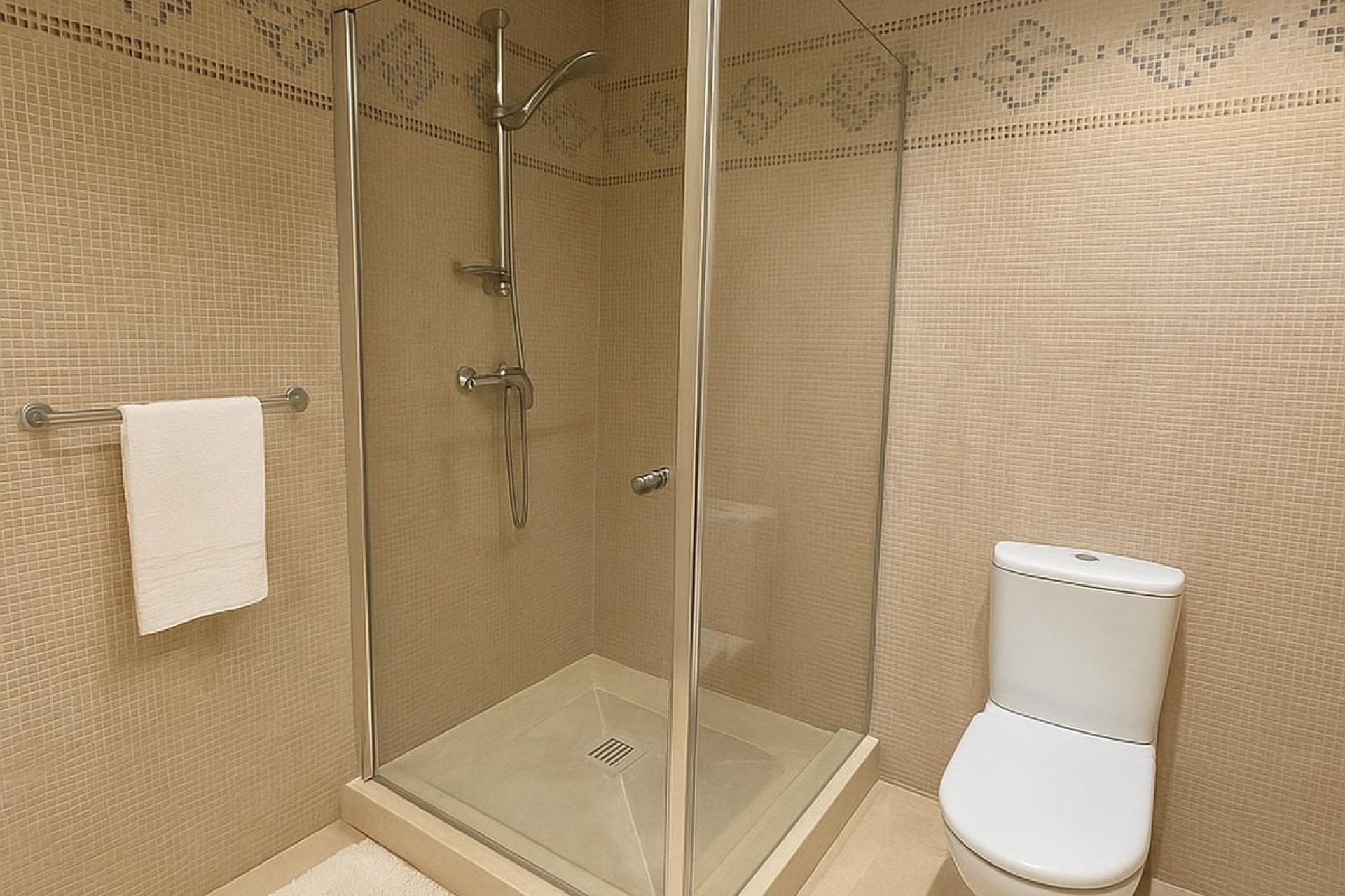 Reventa - Ground floor apartment - Benahavís - Benahavís Centro