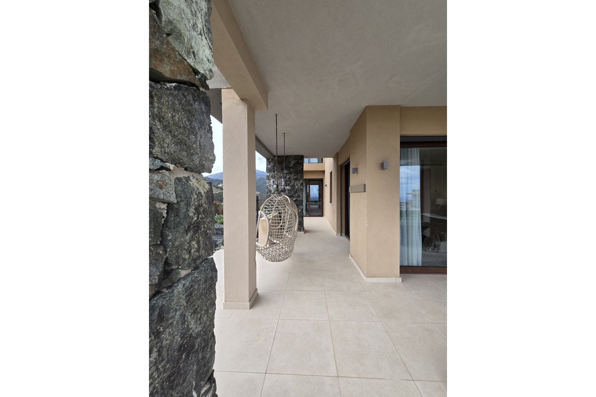 Reventa - Ground floor apartment - Benahavís - Benahavís Centro