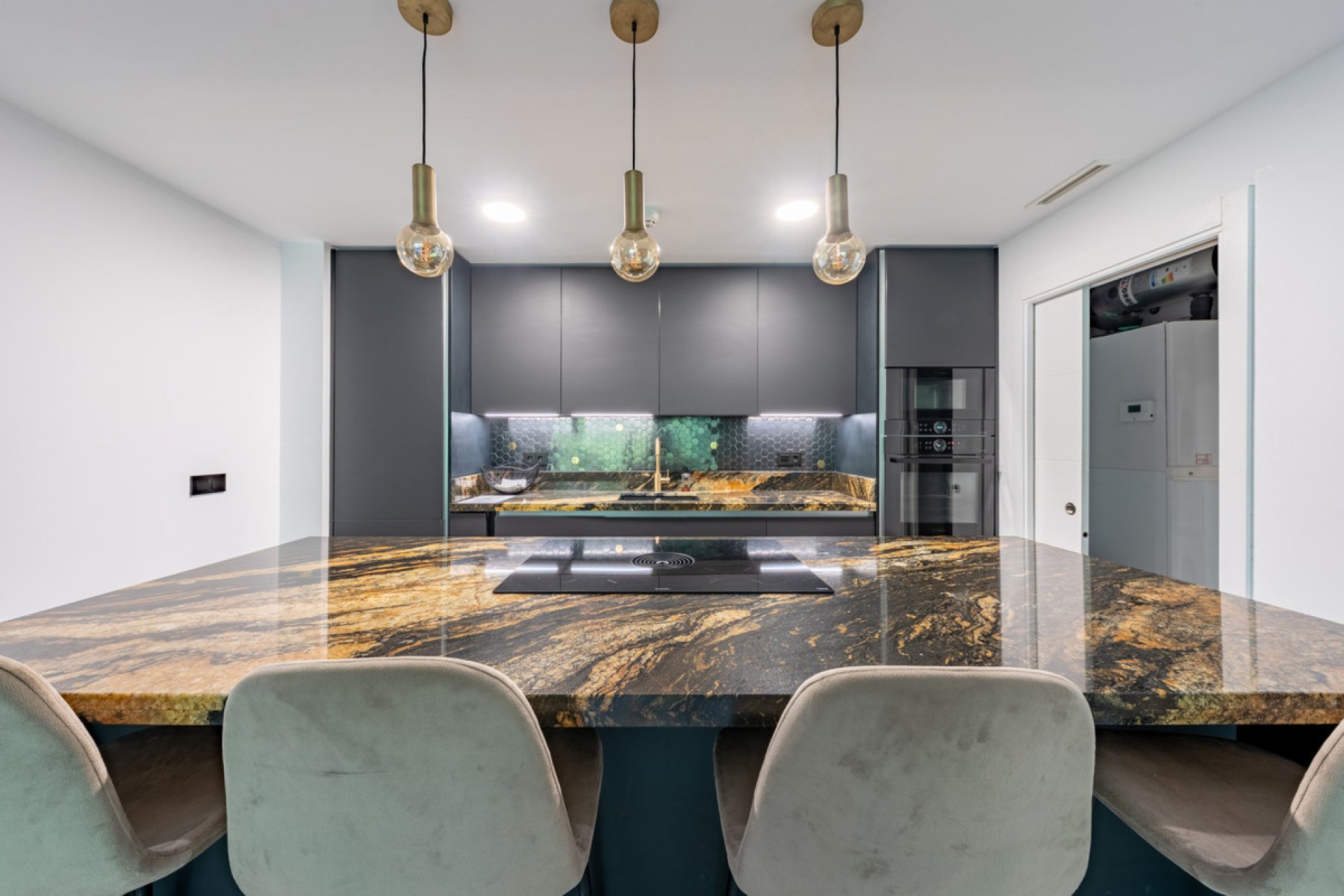 Reventa - Ground floor apartment - Benahavís - Benahavís Centro