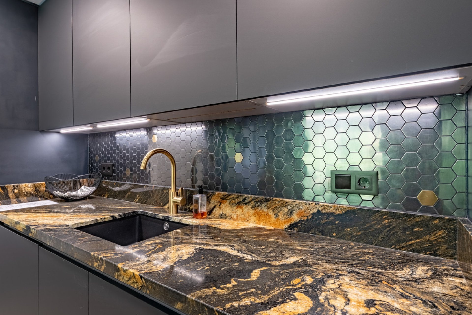 Reventa - Ground floor apartment - Benahavís - Benahavís Centro