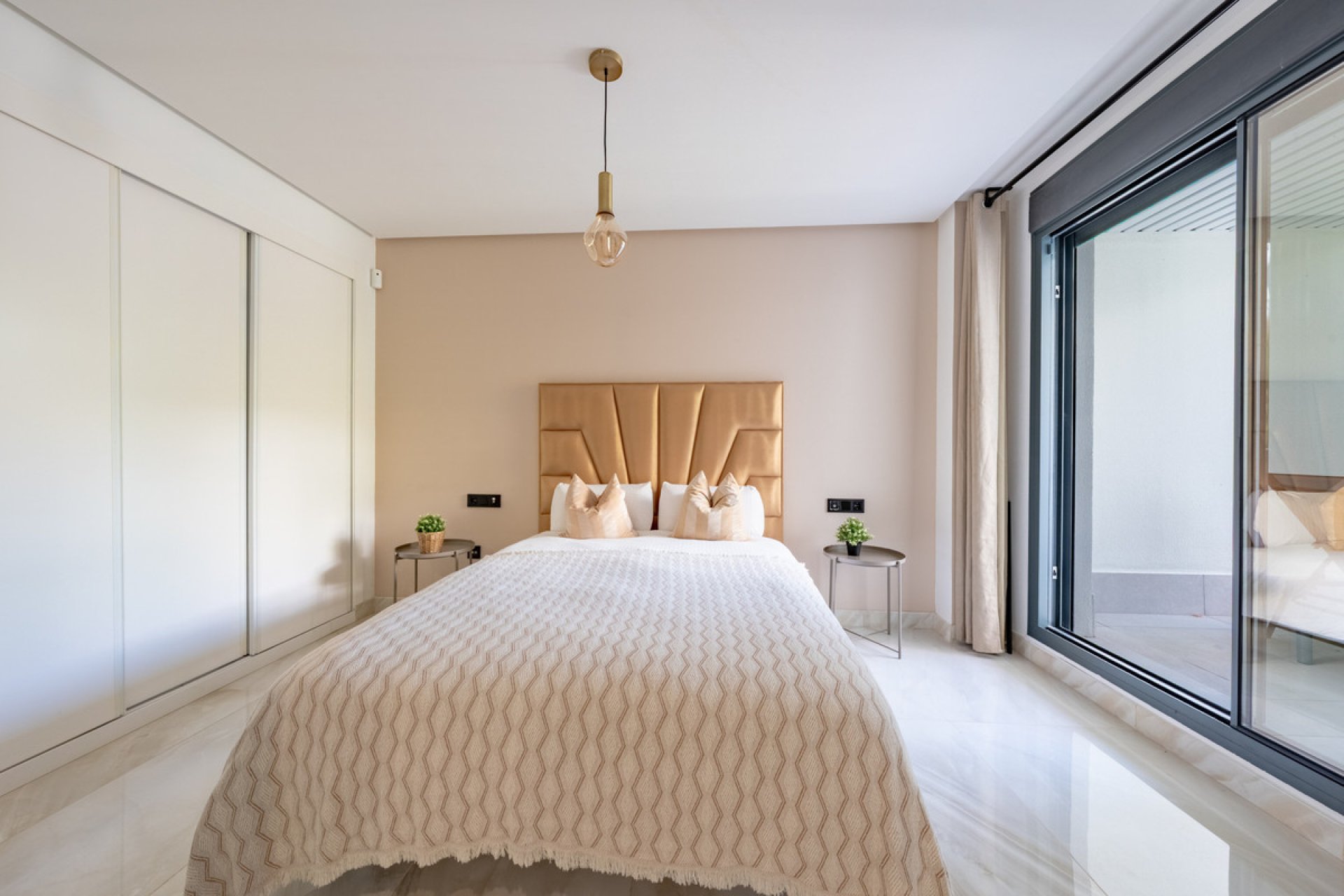 Reventa - Ground floor apartment - Benahavís - Benahavís Centro