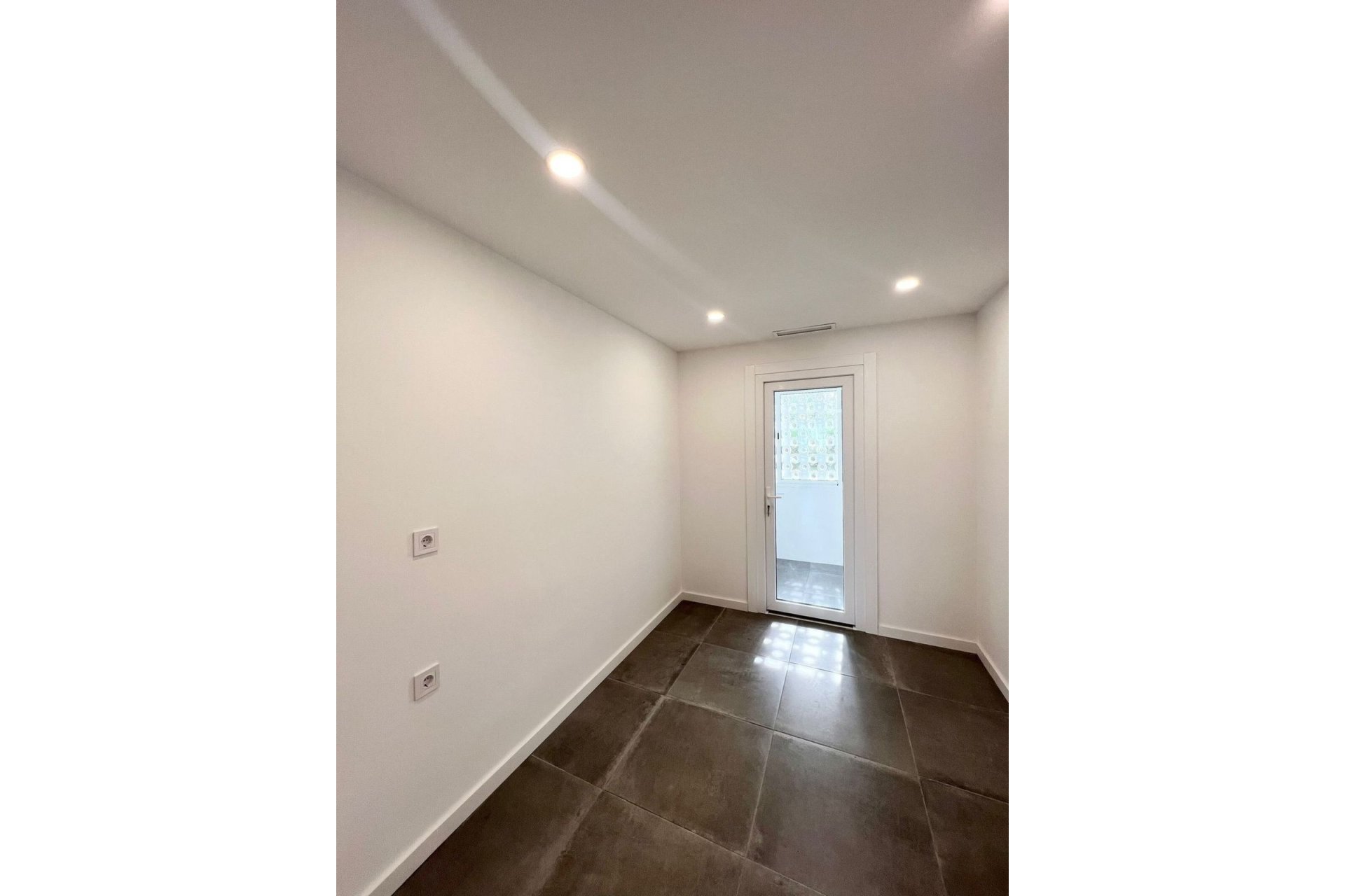 Reventa - Ground floor apartment - Estepona - Costalita