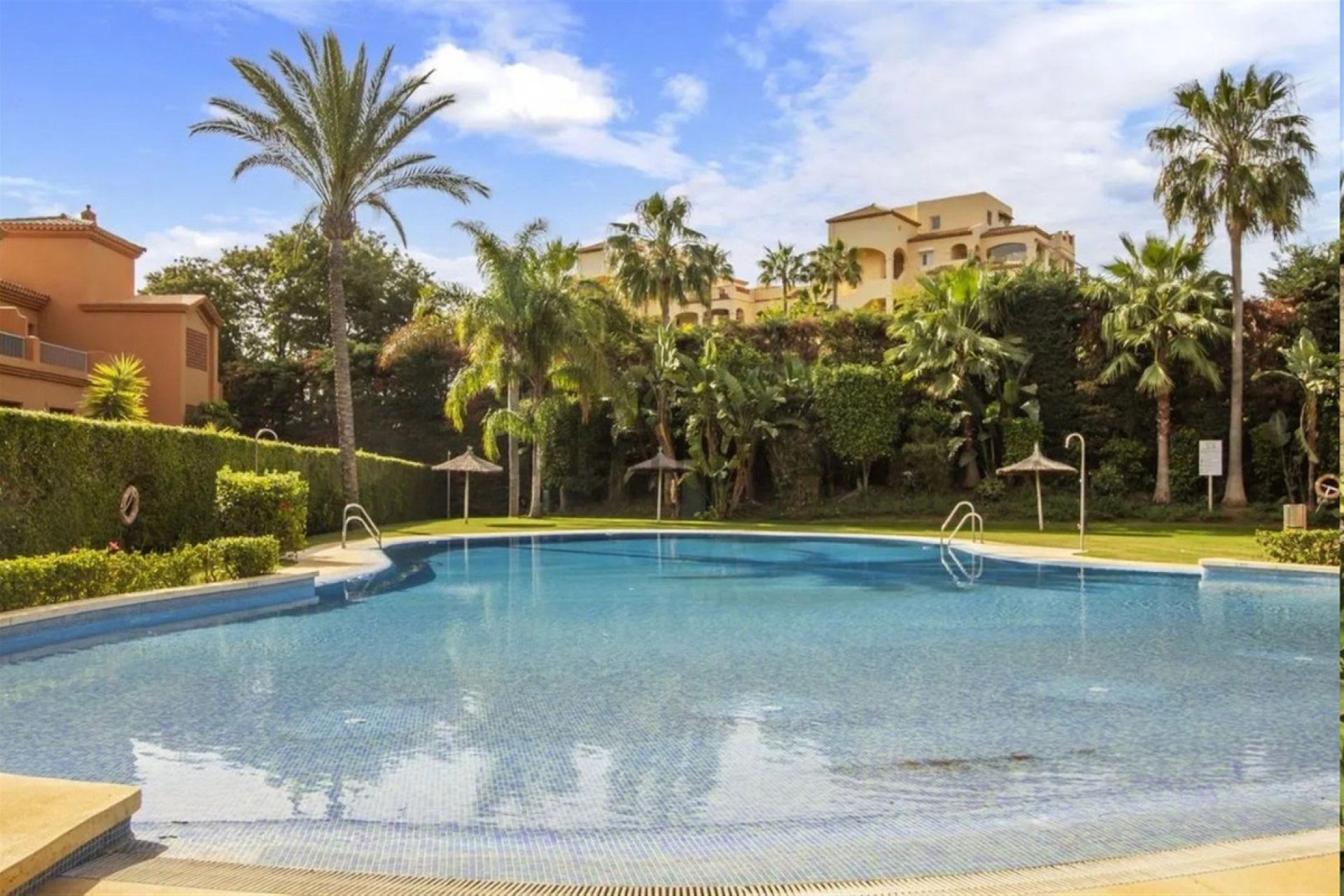 Reventa - Ground floor apartment - Estepona - Estepona Centro