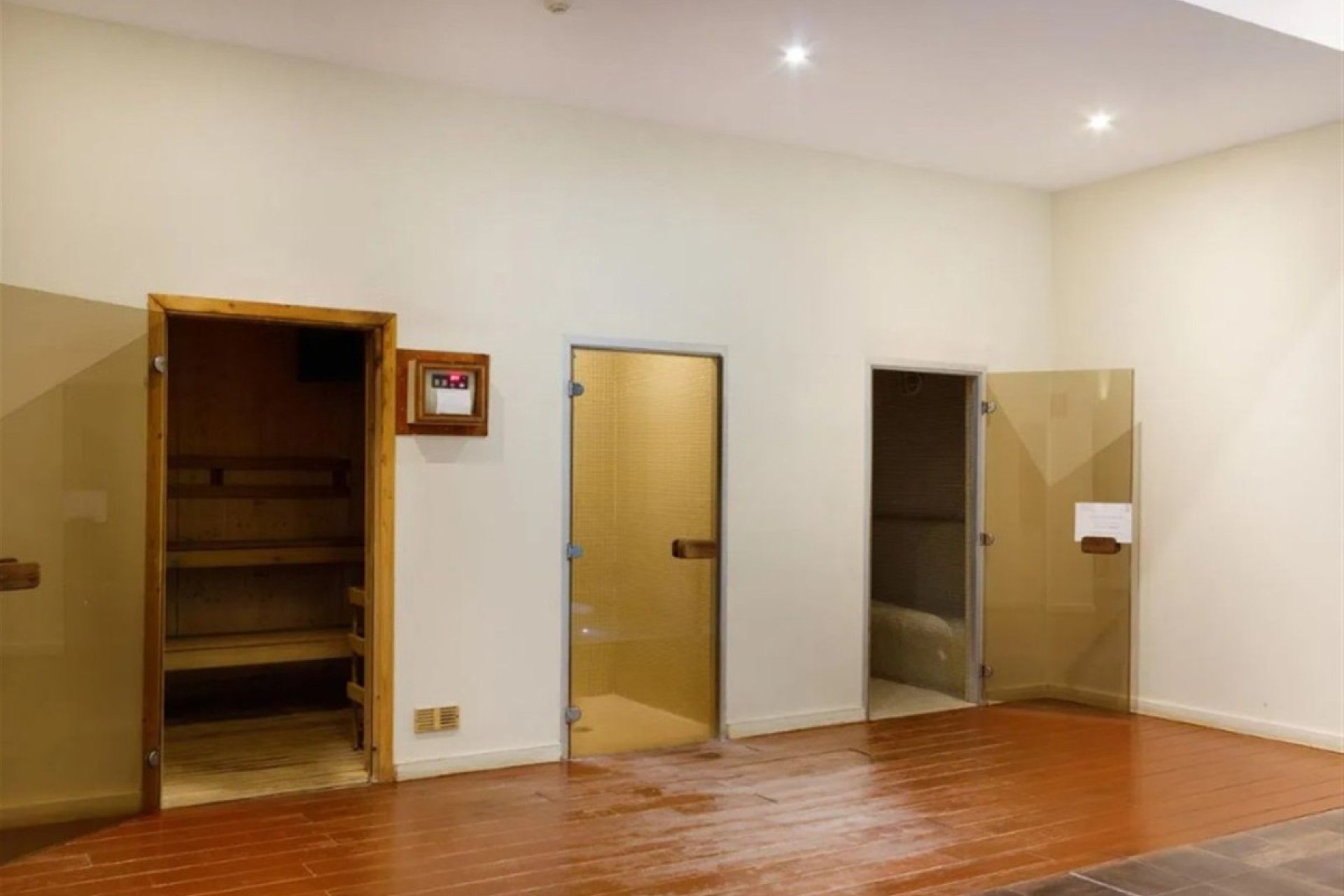 Reventa - Ground floor apartment - Estepona - Estepona Centro