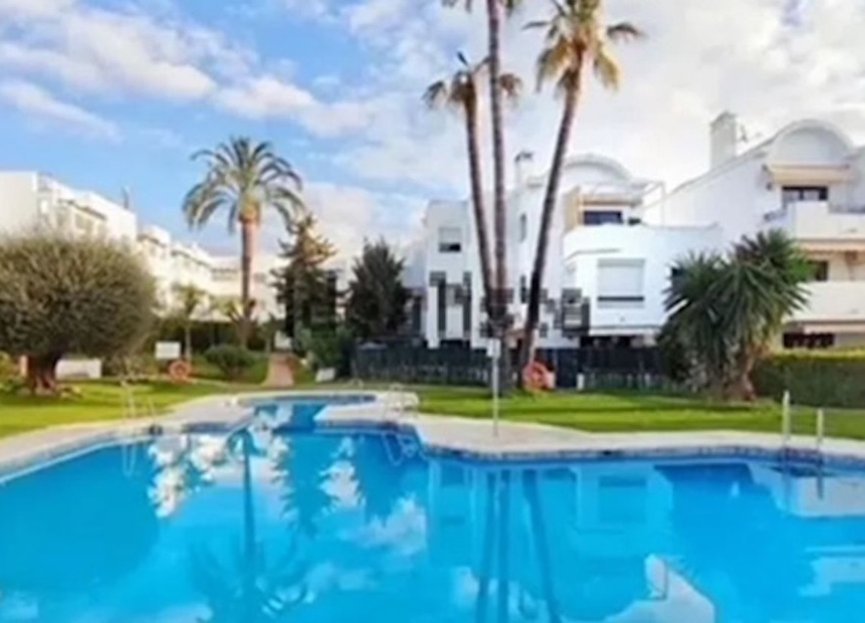Reventa - Ground floor apartment - Estepona - Estepona Centro
