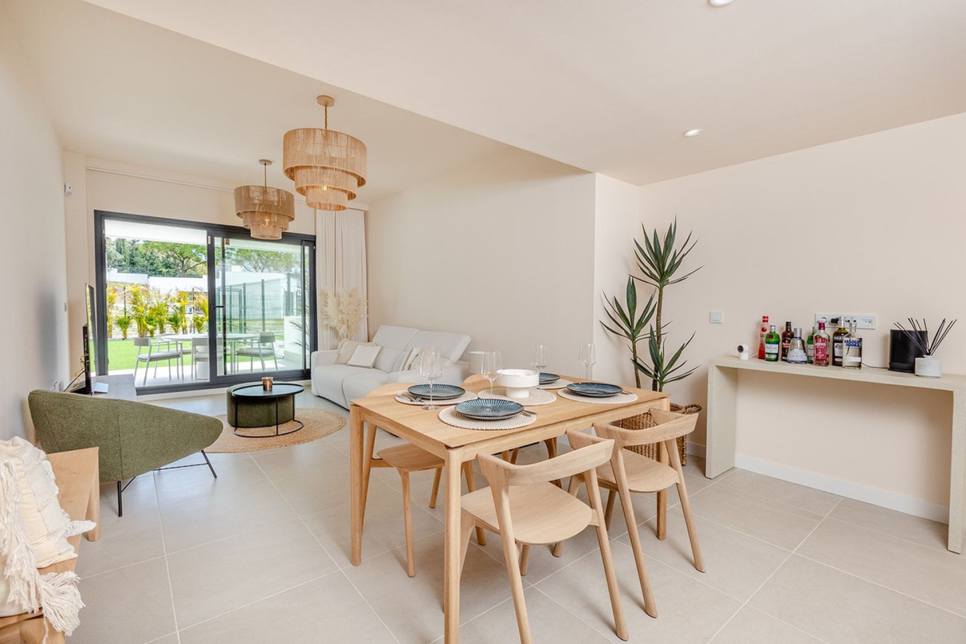 Reventa - Ground floor apartment - Estepona - Estepona Centro