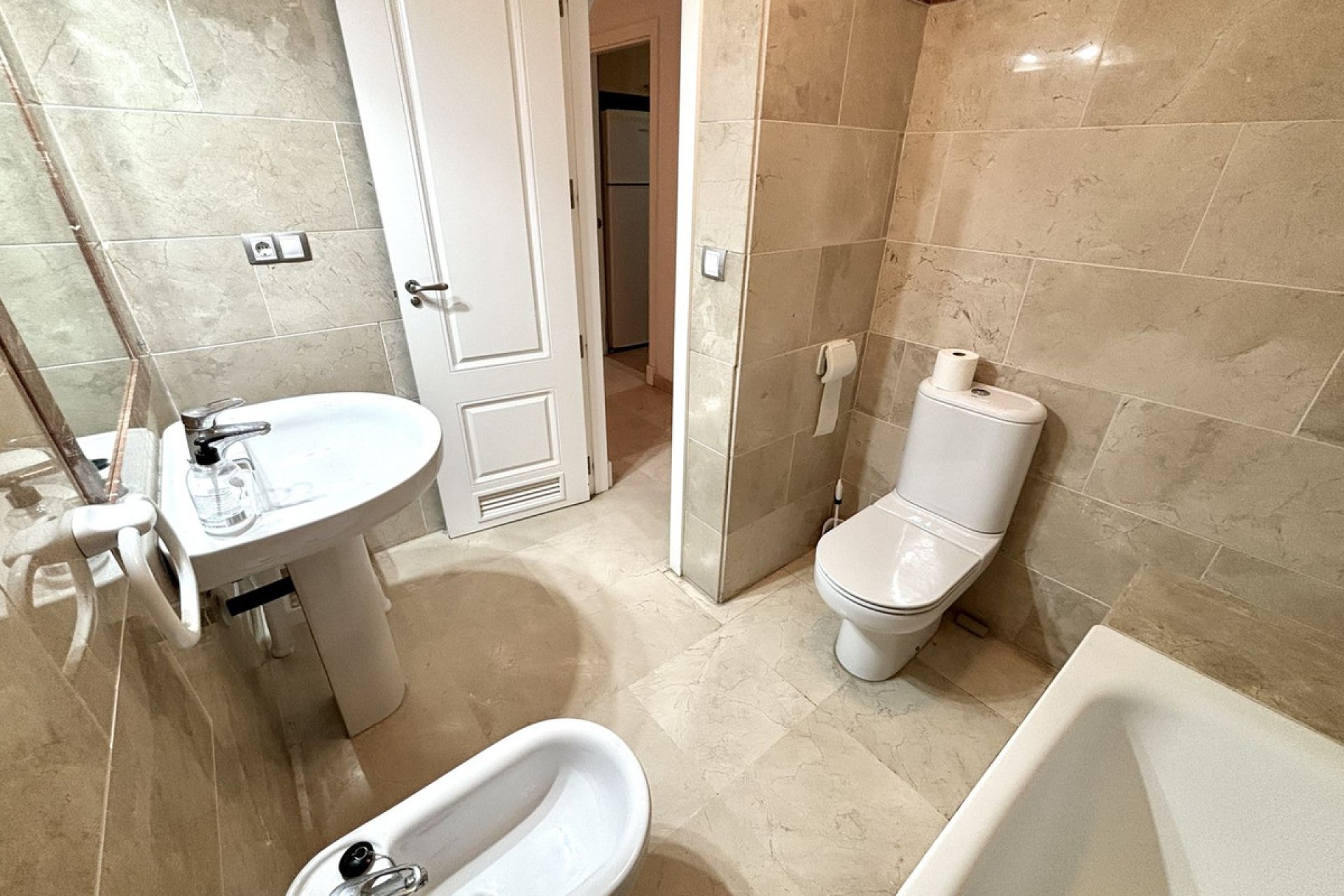 Reventa - Ground floor apartment - Estepona - Estepona Centro