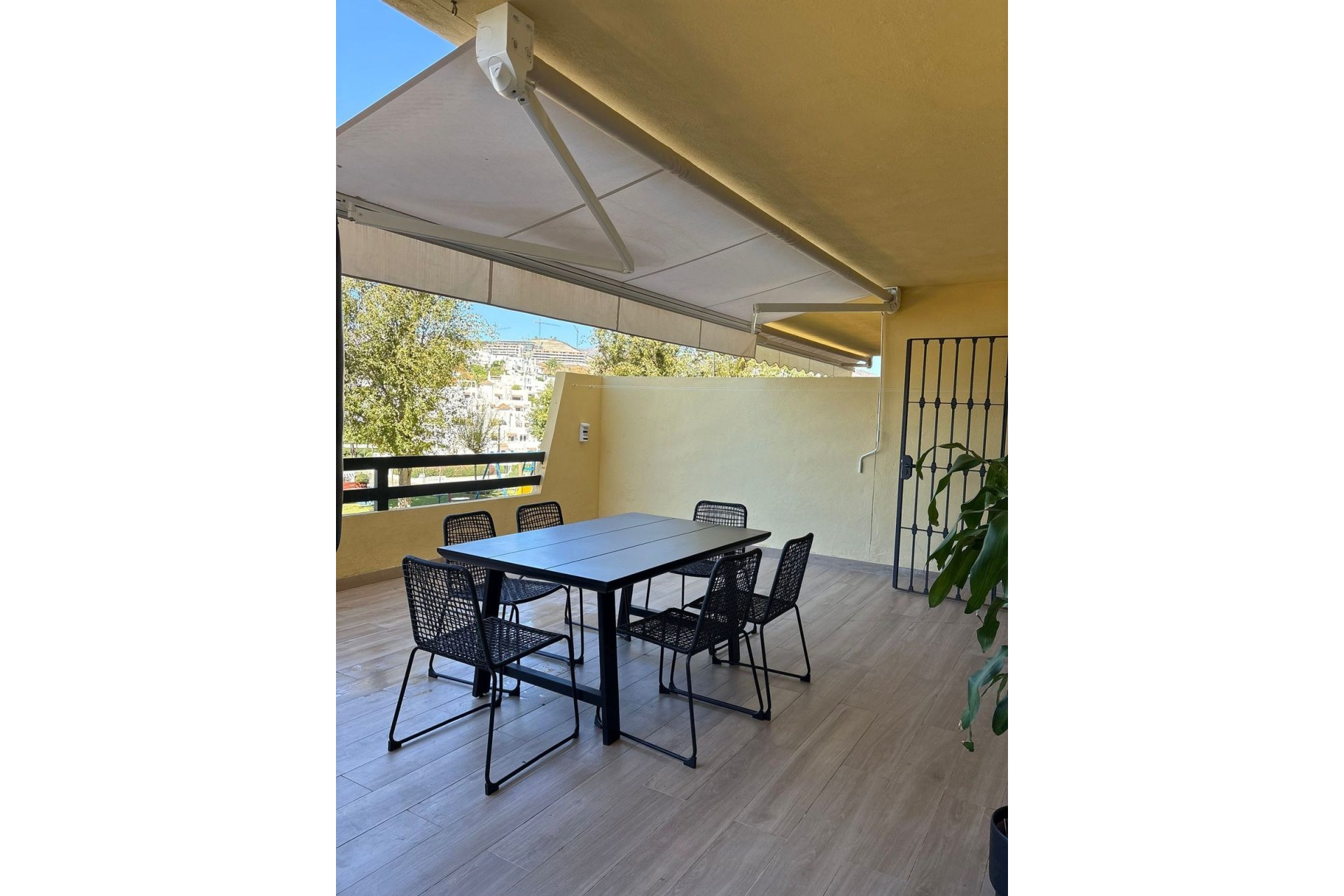 Reventa - Ground floor apartment - Estepona - Estepona Centro