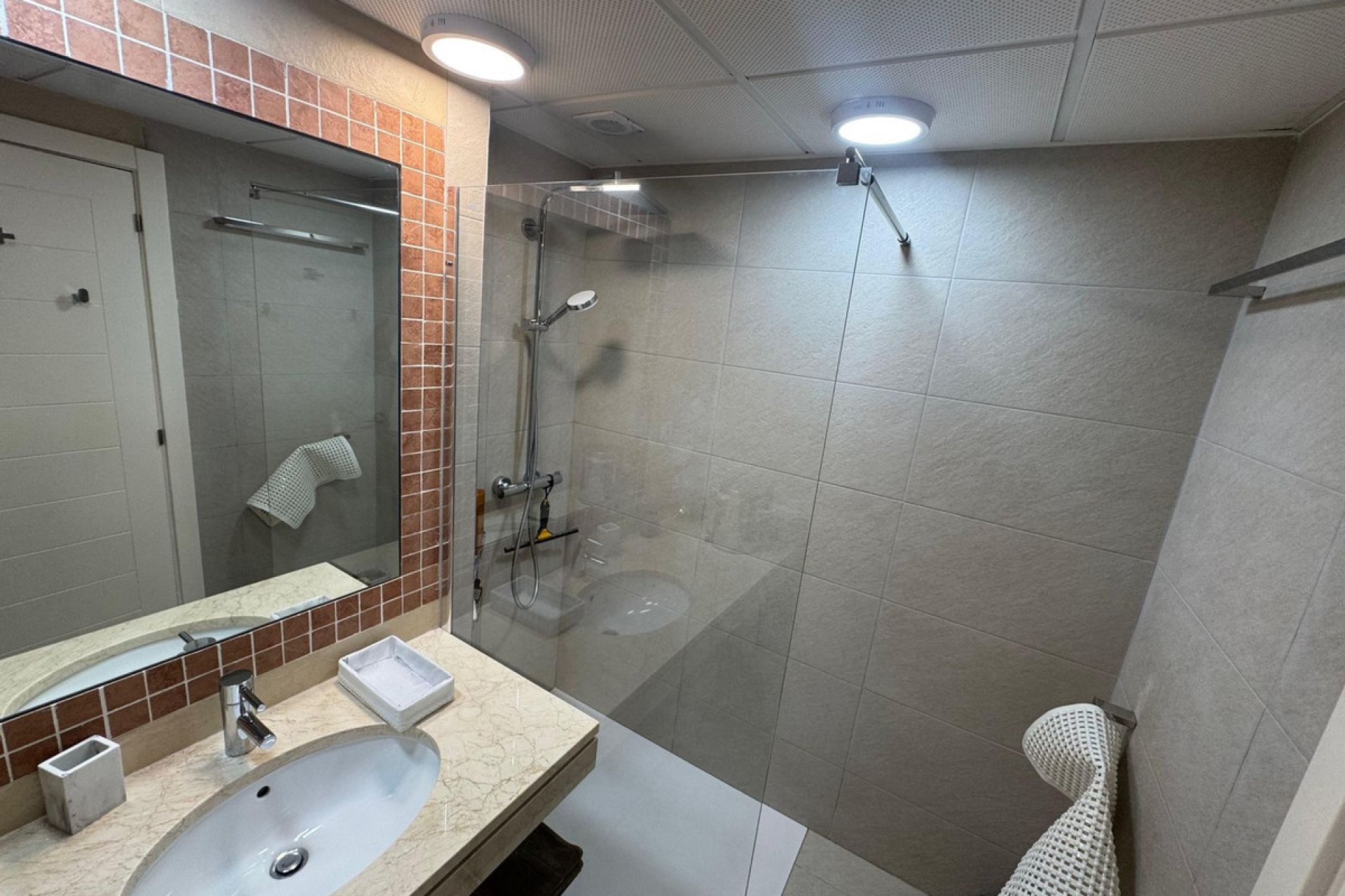 Reventa - Ground floor apartment - Estepona - Estepona Centro