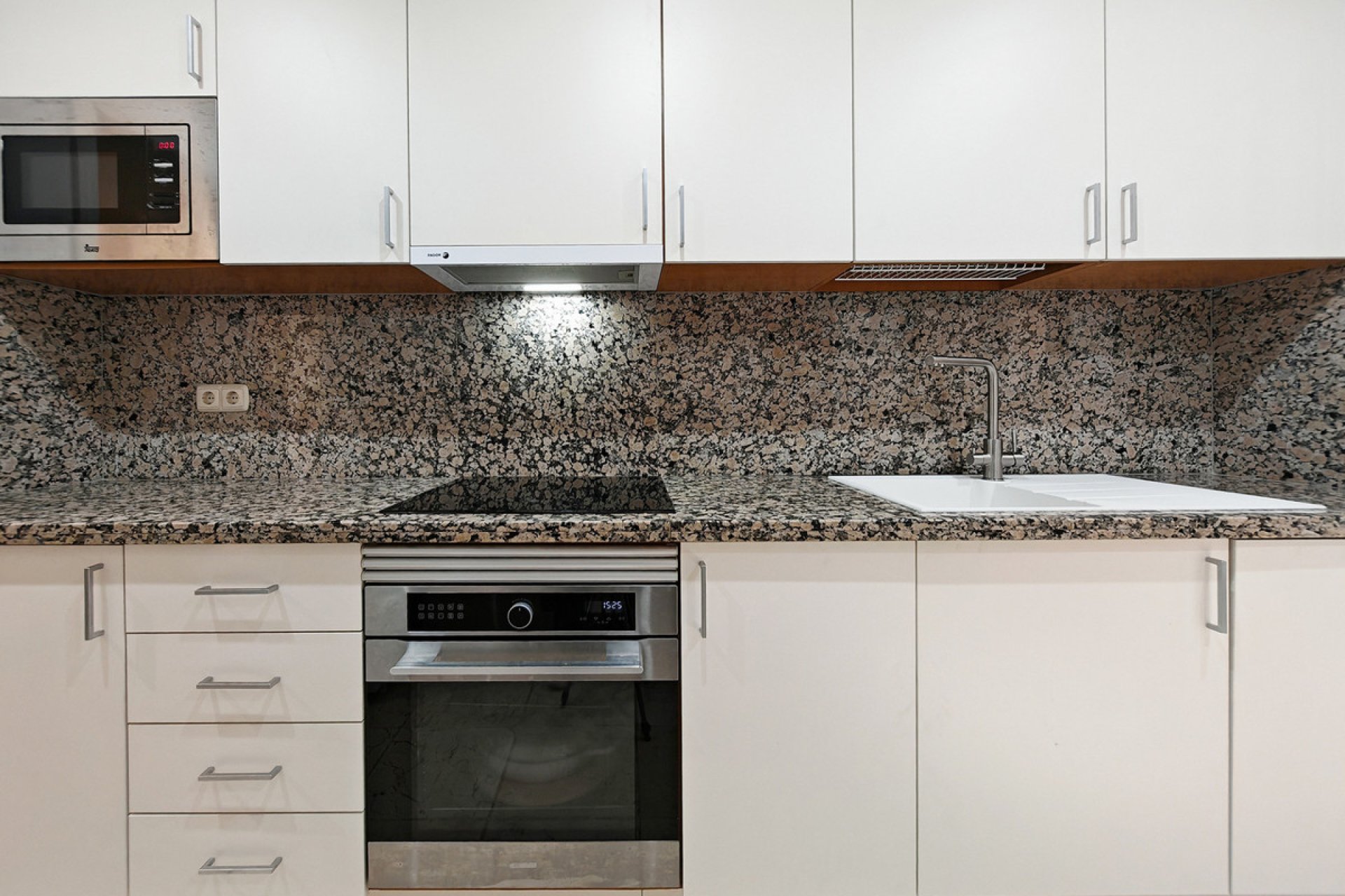 Reventa - Ground floor apartment - Estepona - Estepona Centro