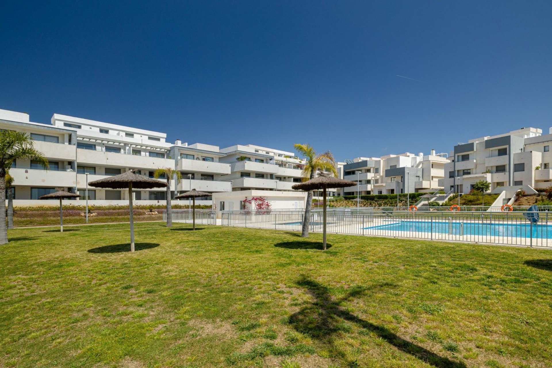 Reventa - Ground floor apartment - Estepona - Estepona Centro