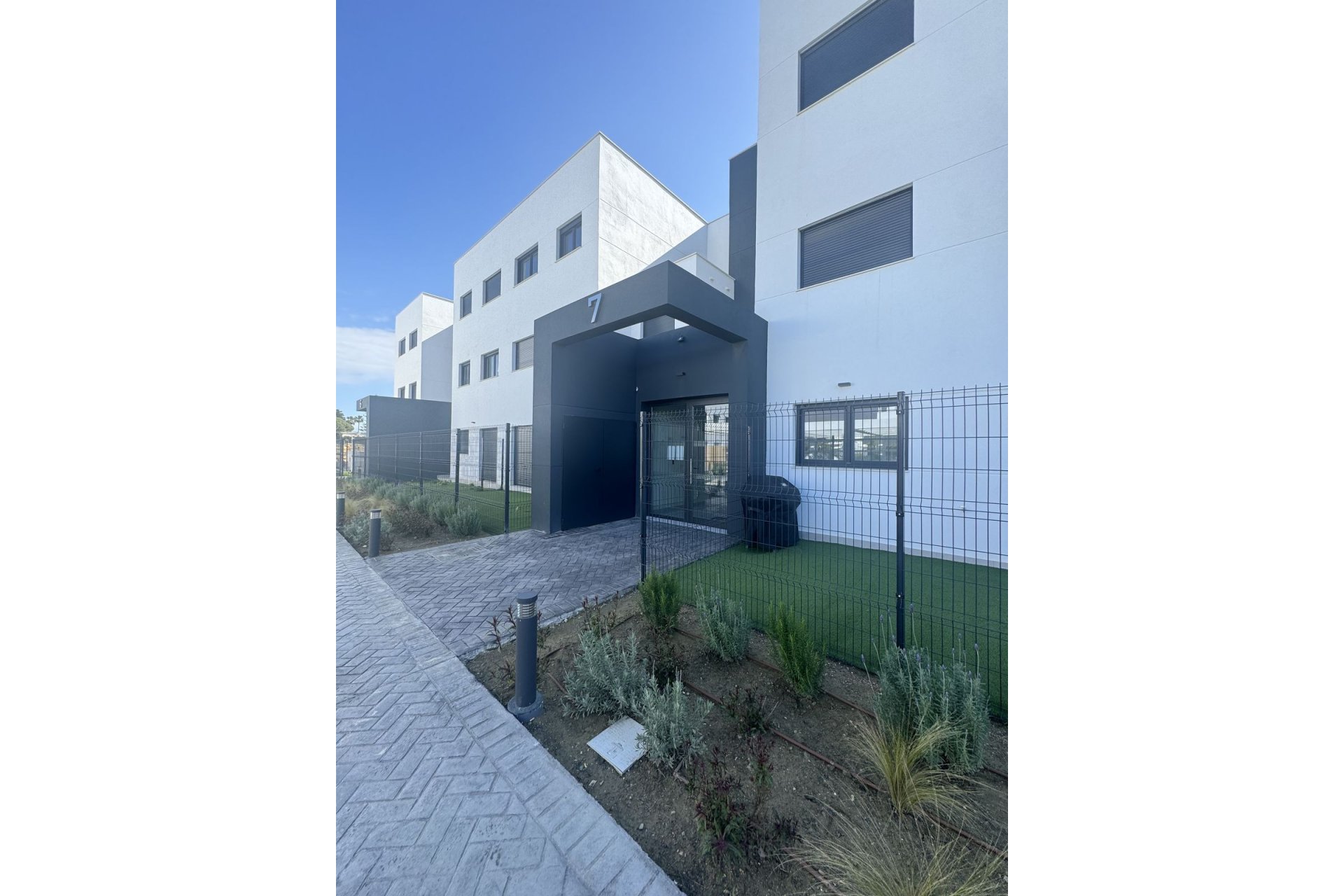 Reventa - Ground floor apartment - Estepona - Estepona Centro