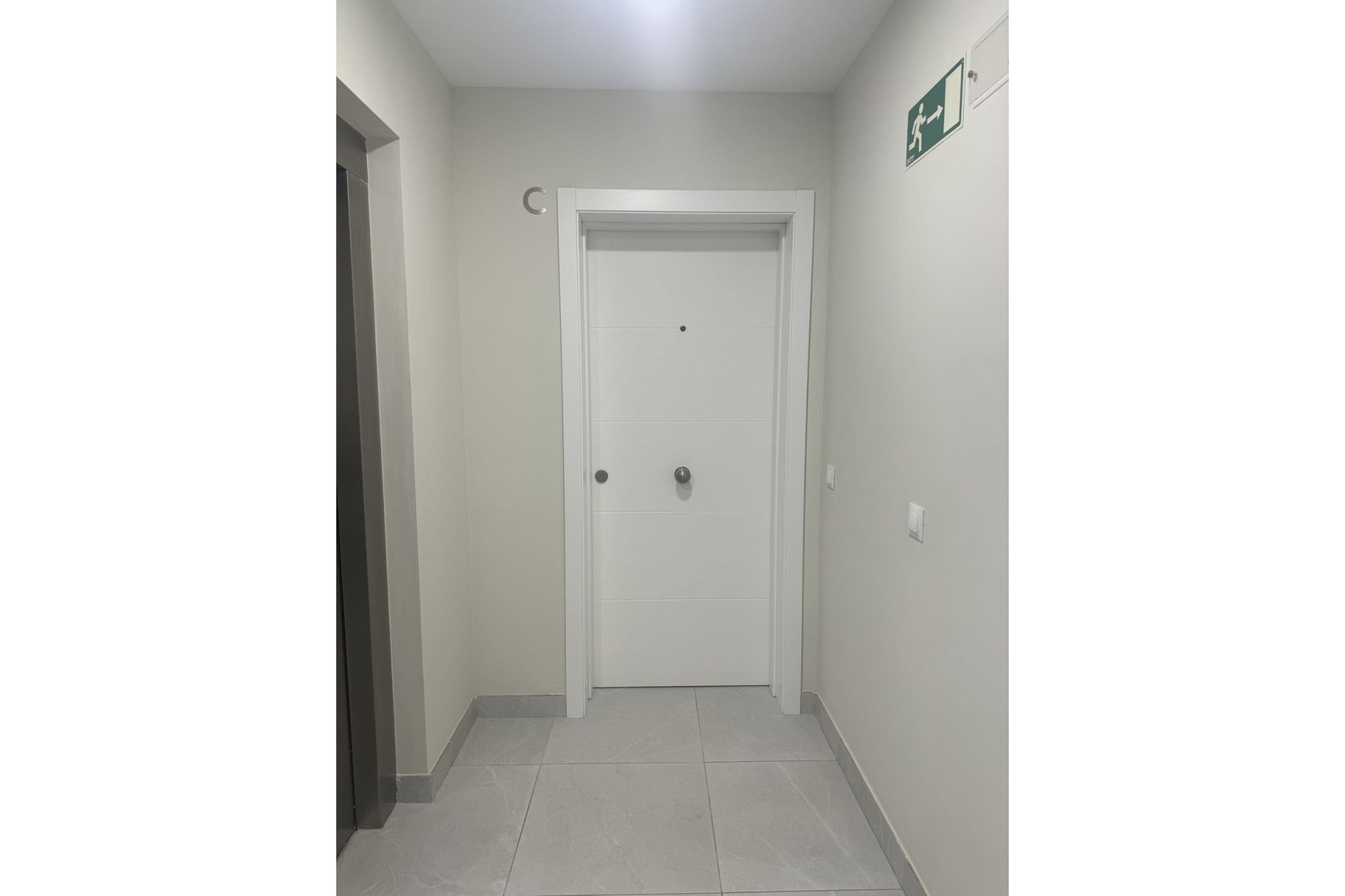 Reventa - Ground floor apartment - Estepona - Estepona Centro