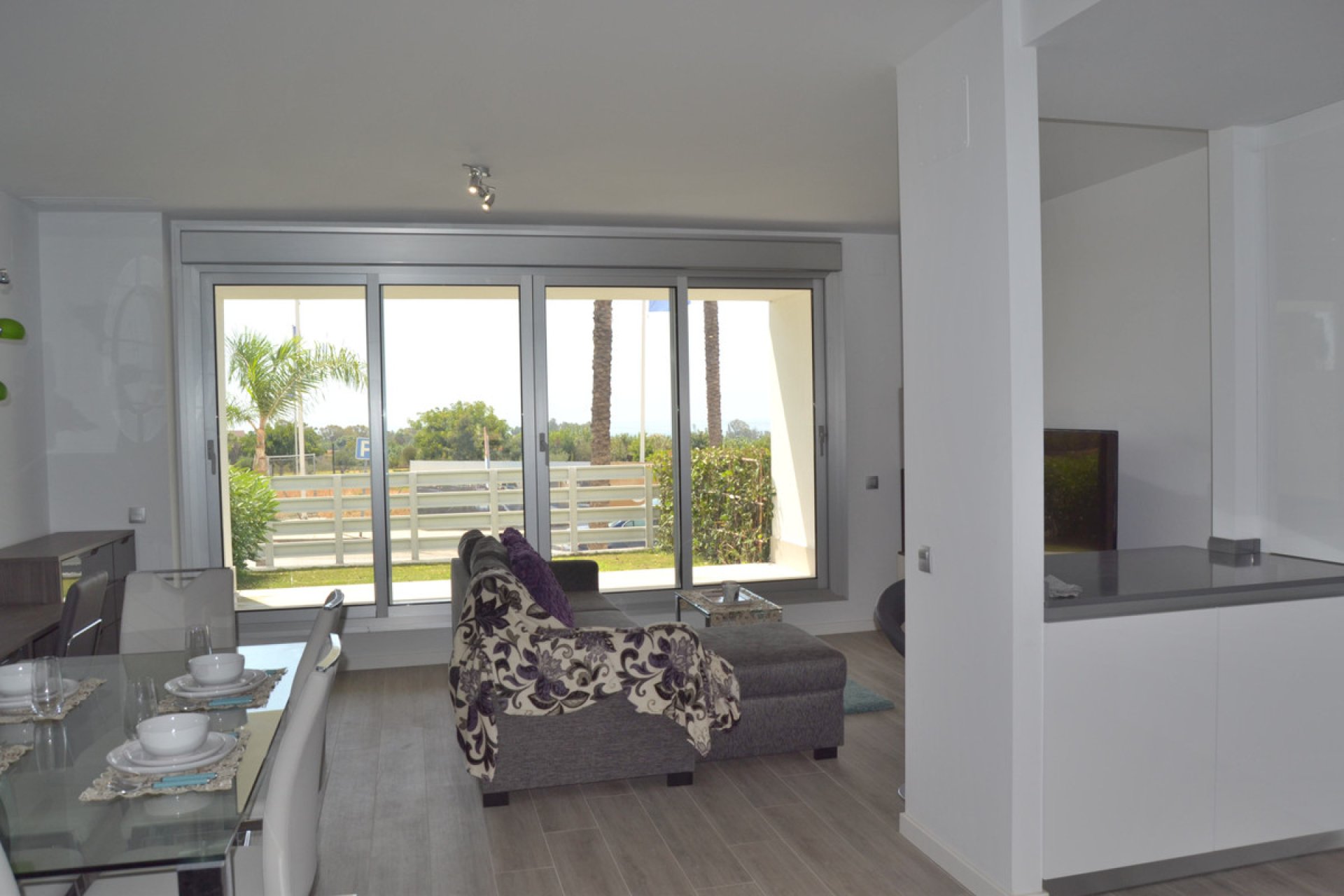 Reventa - Ground floor apartment - Estepona - Estepona Centro