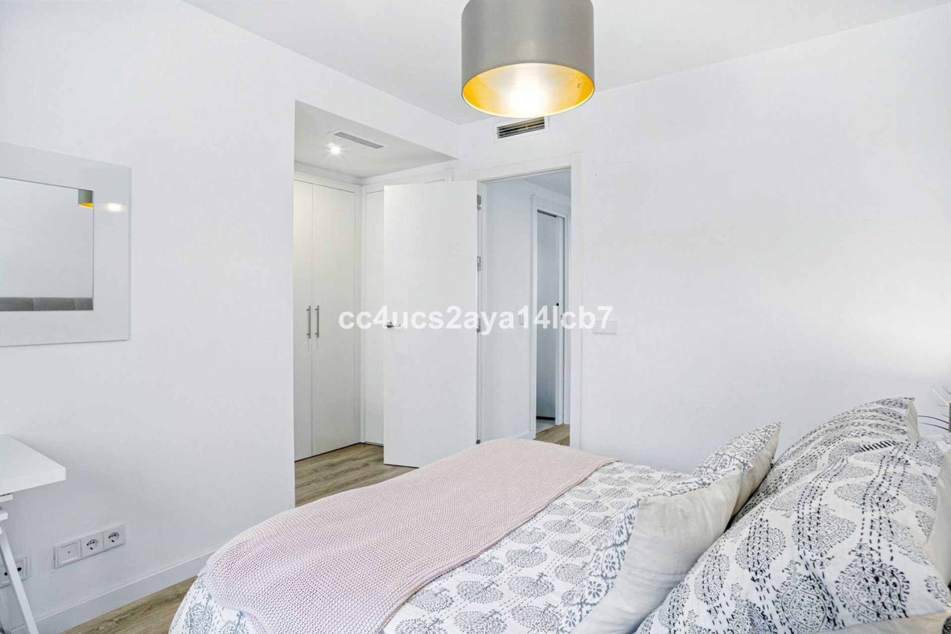 Reventa - Ground floor apartment - Estepona - Estepona Centro