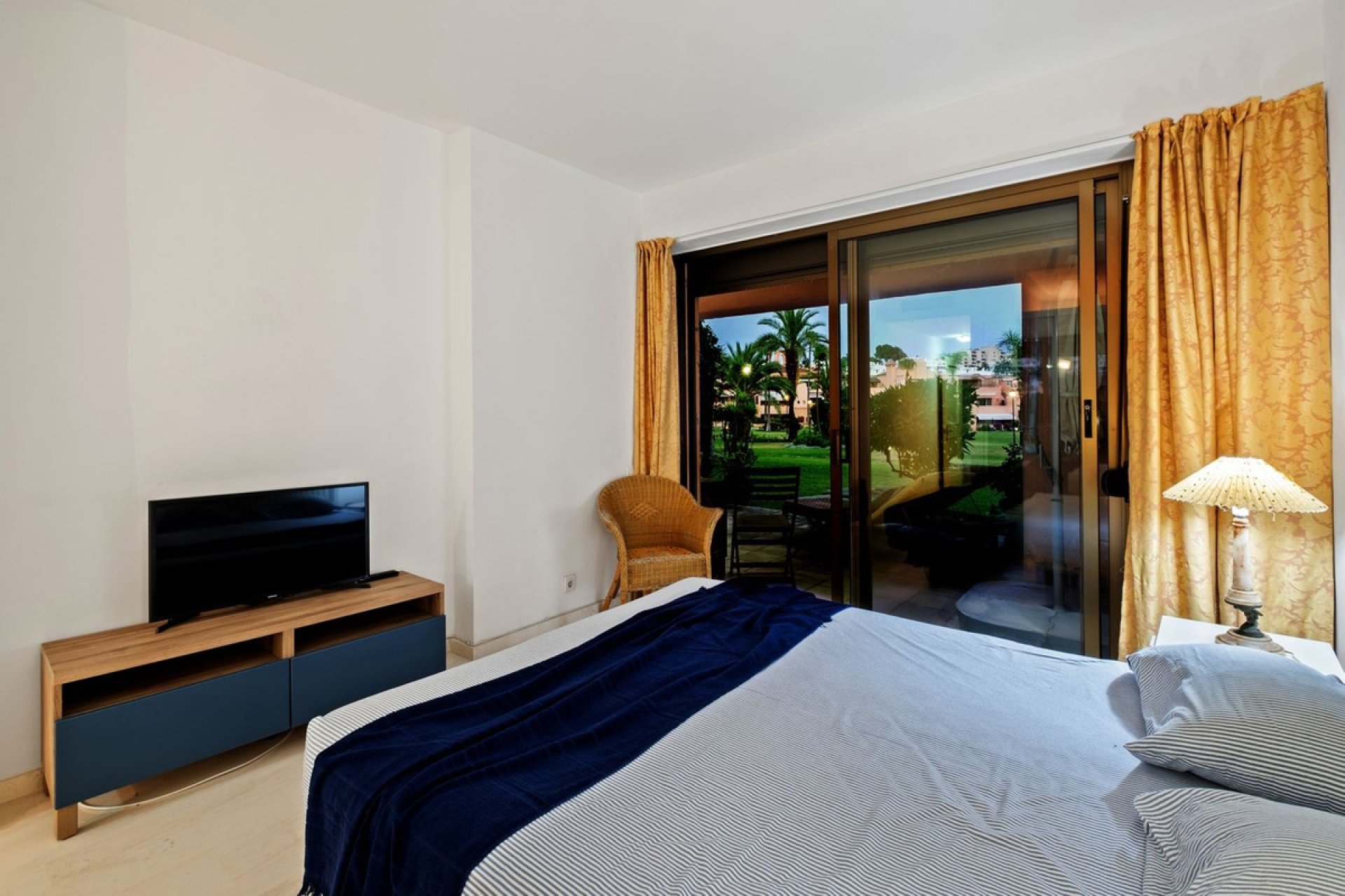 Reventa - Ground floor apartment - Estepona - New Golden Mile