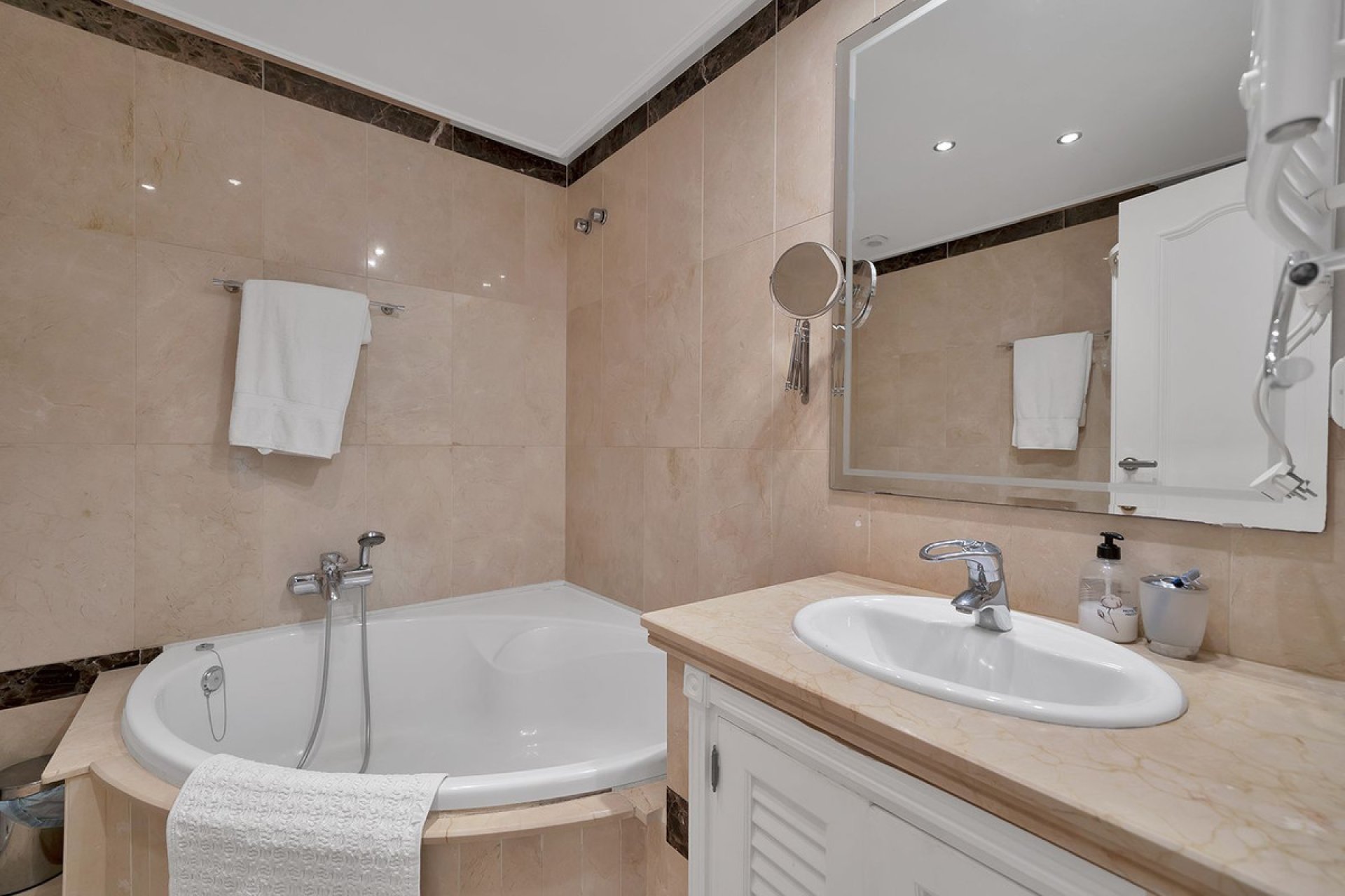 Reventa - Ground floor apartment - Estepona - New Golden Mile