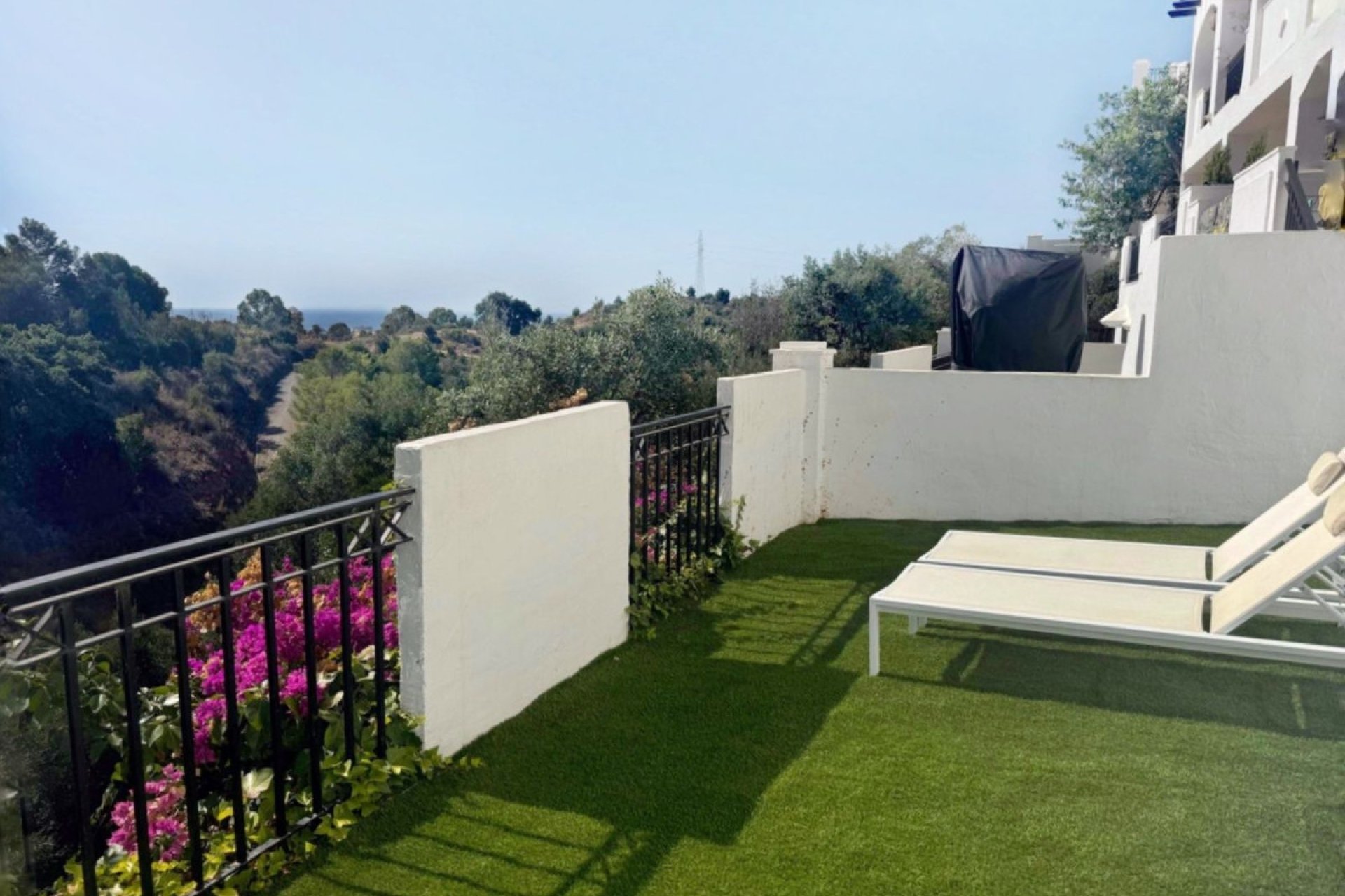 Reventa - Ground floor apartment - Marbella - Altos de los Monteros