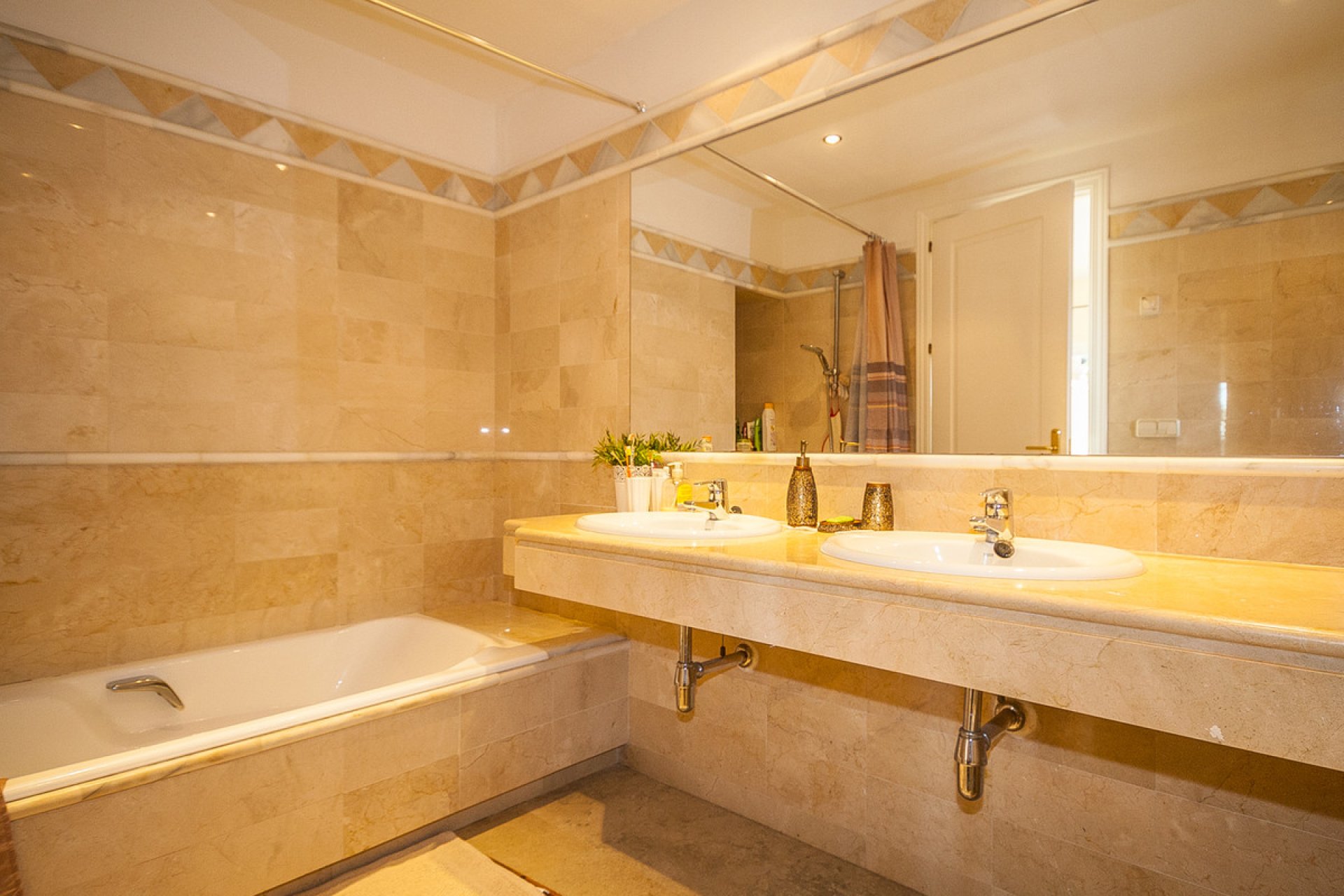 Reventa - Ground floor apartment - Marbella - Elviria