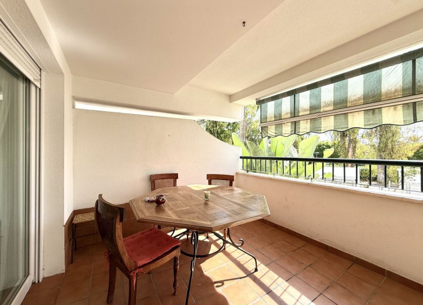 Reventa - Ground floor apartment - Marbella - Guadalmina Baja