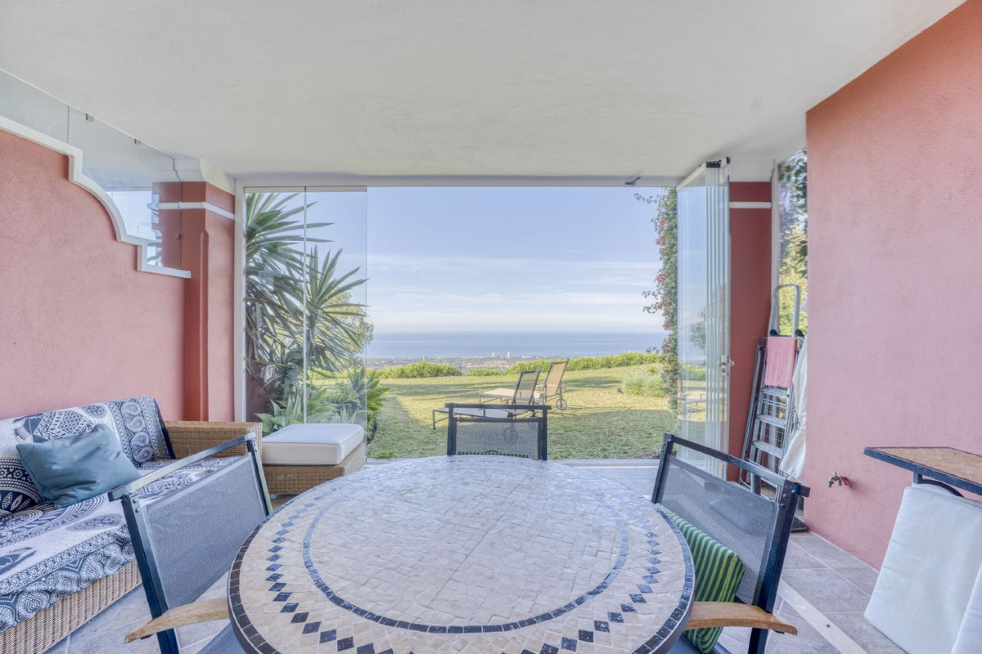 Reventa - Ground floor apartment - Marbella - La Mairena