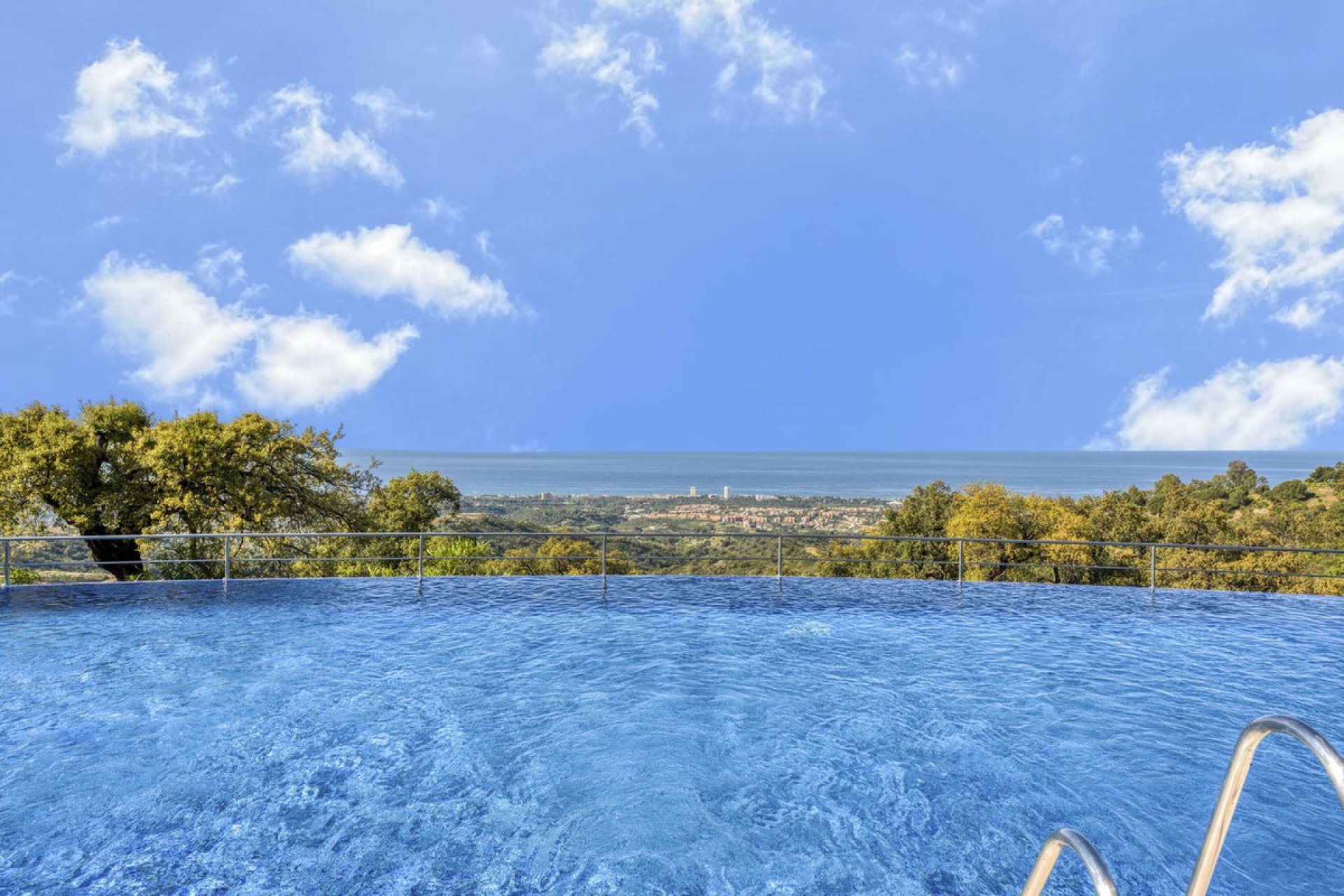 Reventa - Ground floor apartment - Marbella - La Mairena