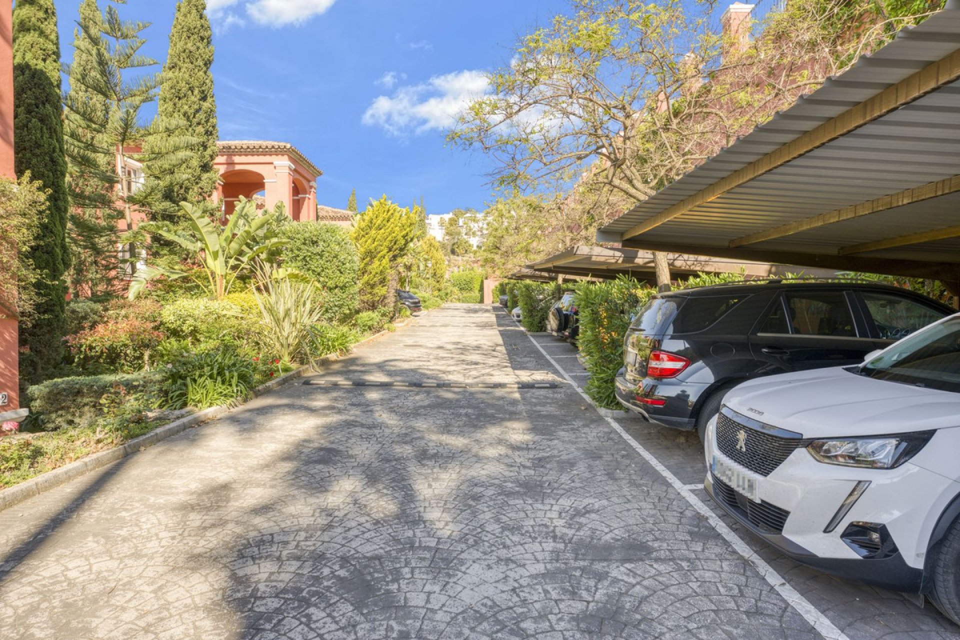 Reventa - Ground floor apartment - Marbella - La Mairena