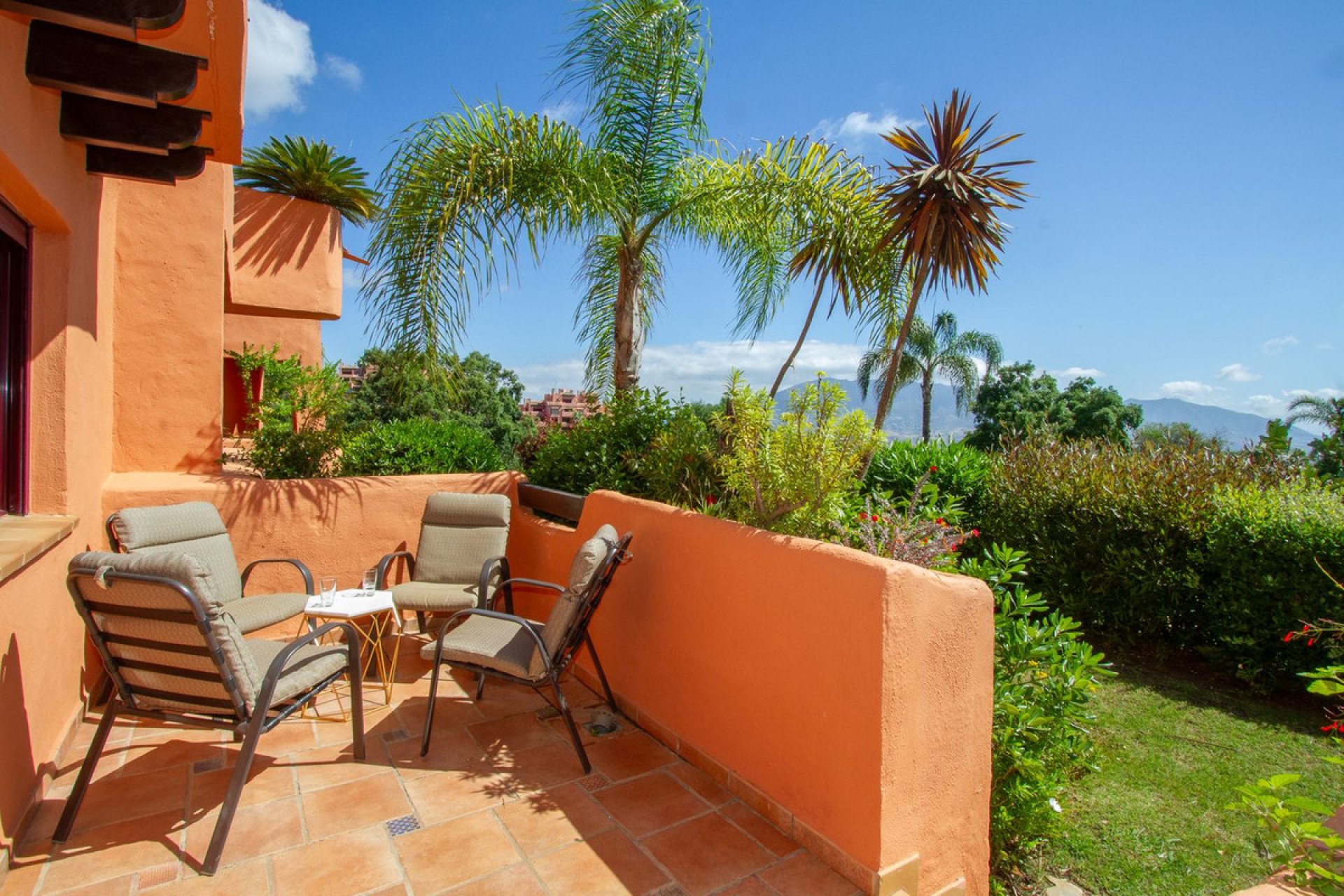 Reventa - Ground floor apartment - Marbella - La Mairena