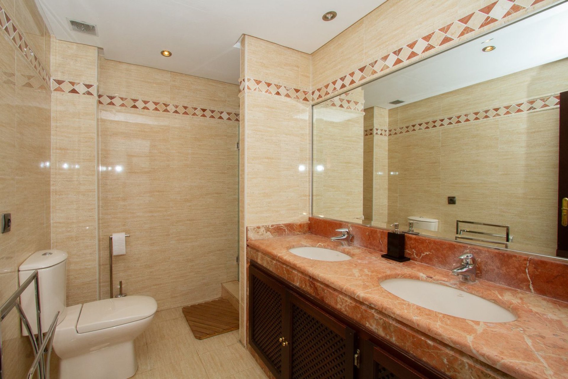 Reventa - Ground floor apartment - Marbella - La Mairena