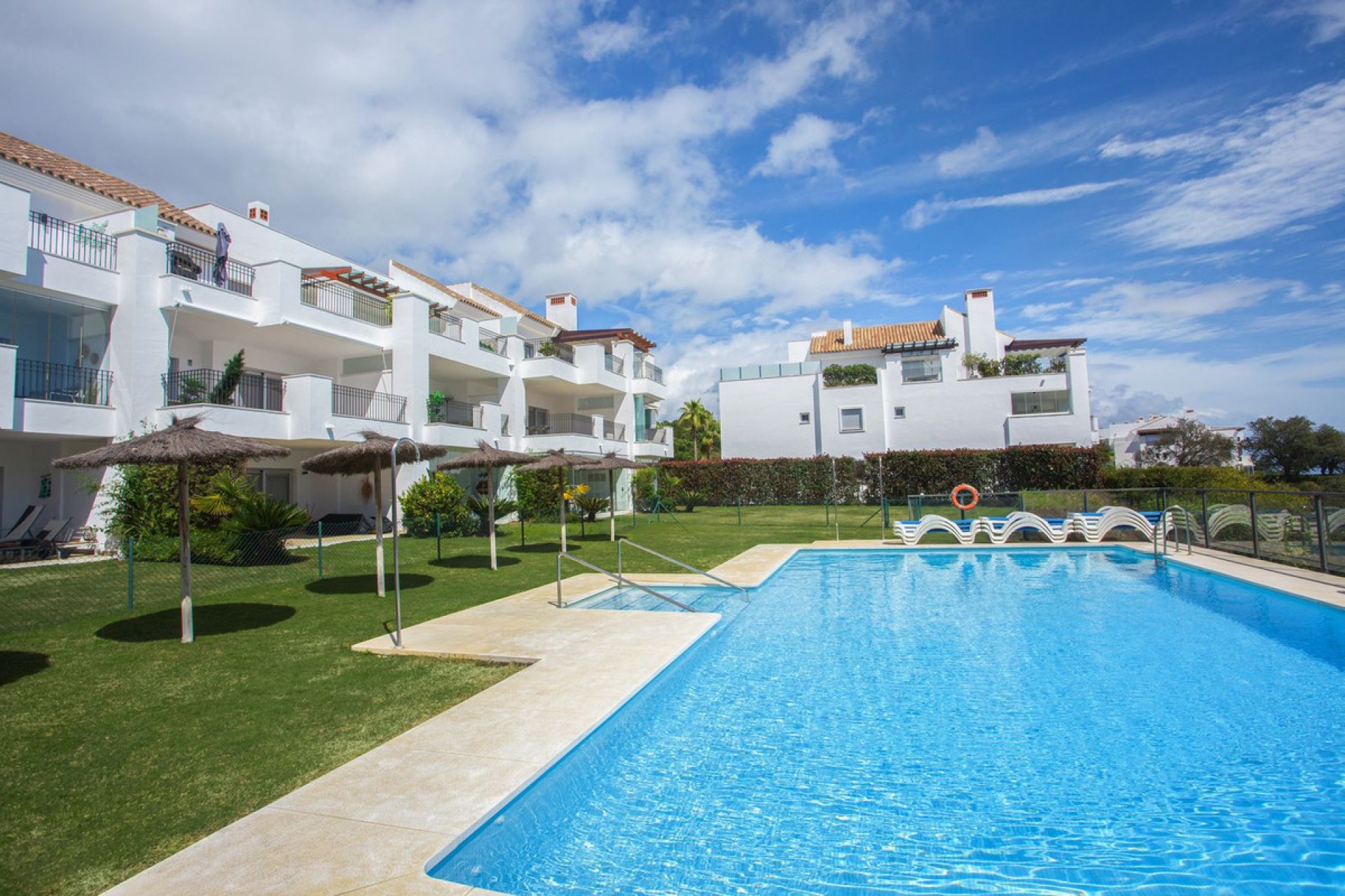 Reventa - Ground floor apartment - Marbella - La Mairena