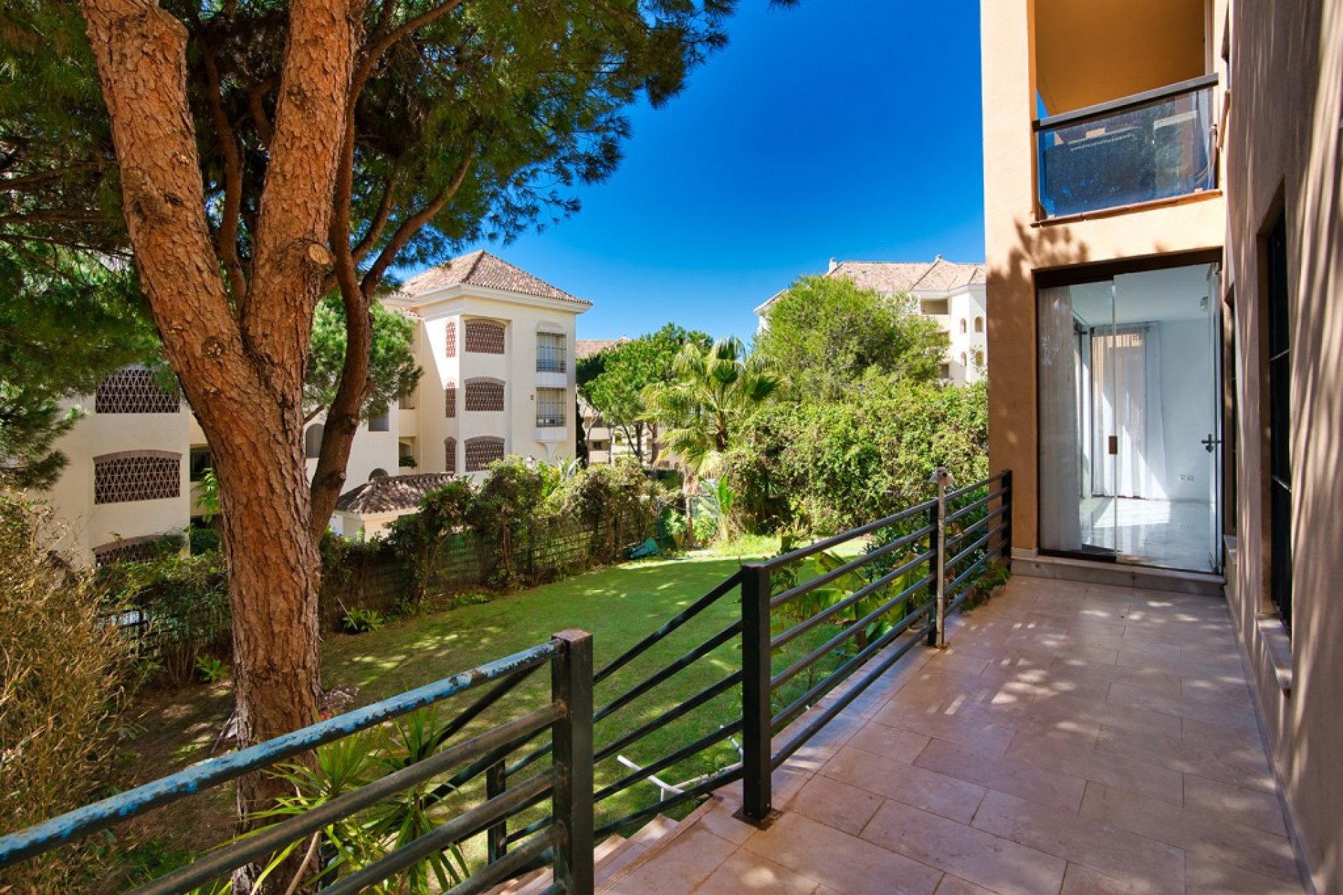 Reventa - Ground floor apartment - Marbella - Marbella Centro