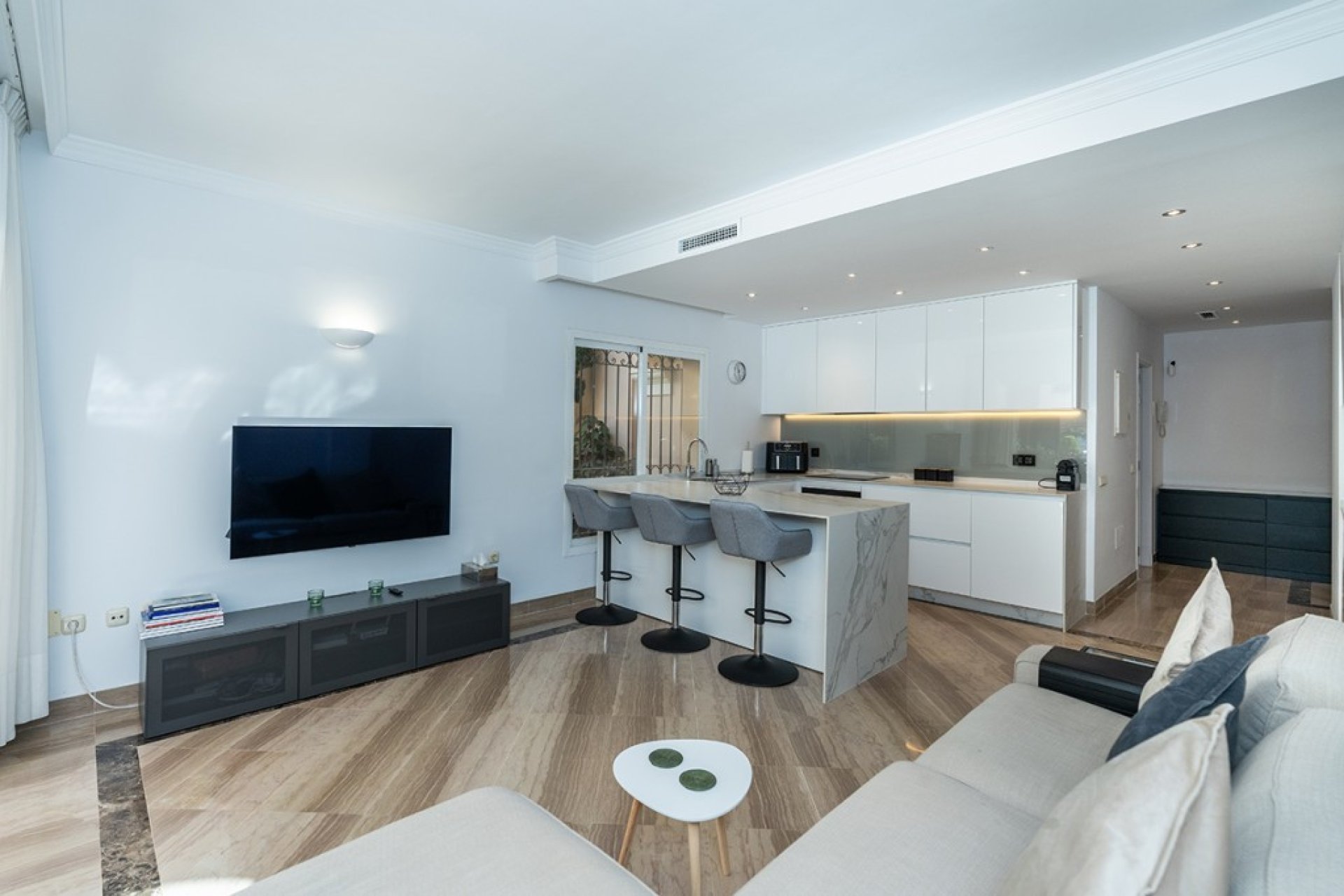 Reventa - Ground floor apartment - Marbella - Marbella Centro