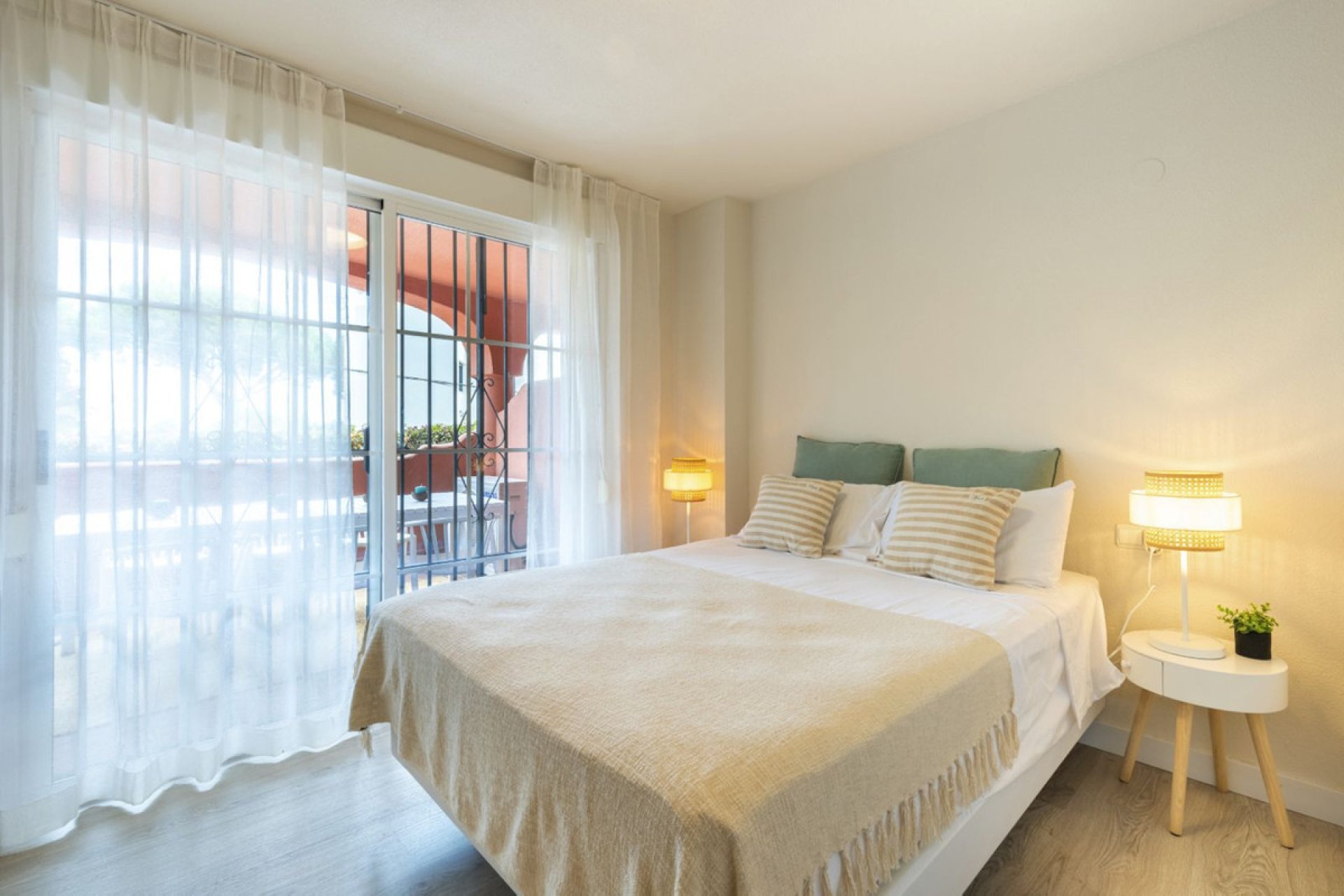 Reventa - Ground floor apartment - Marbella - Marbella Centro