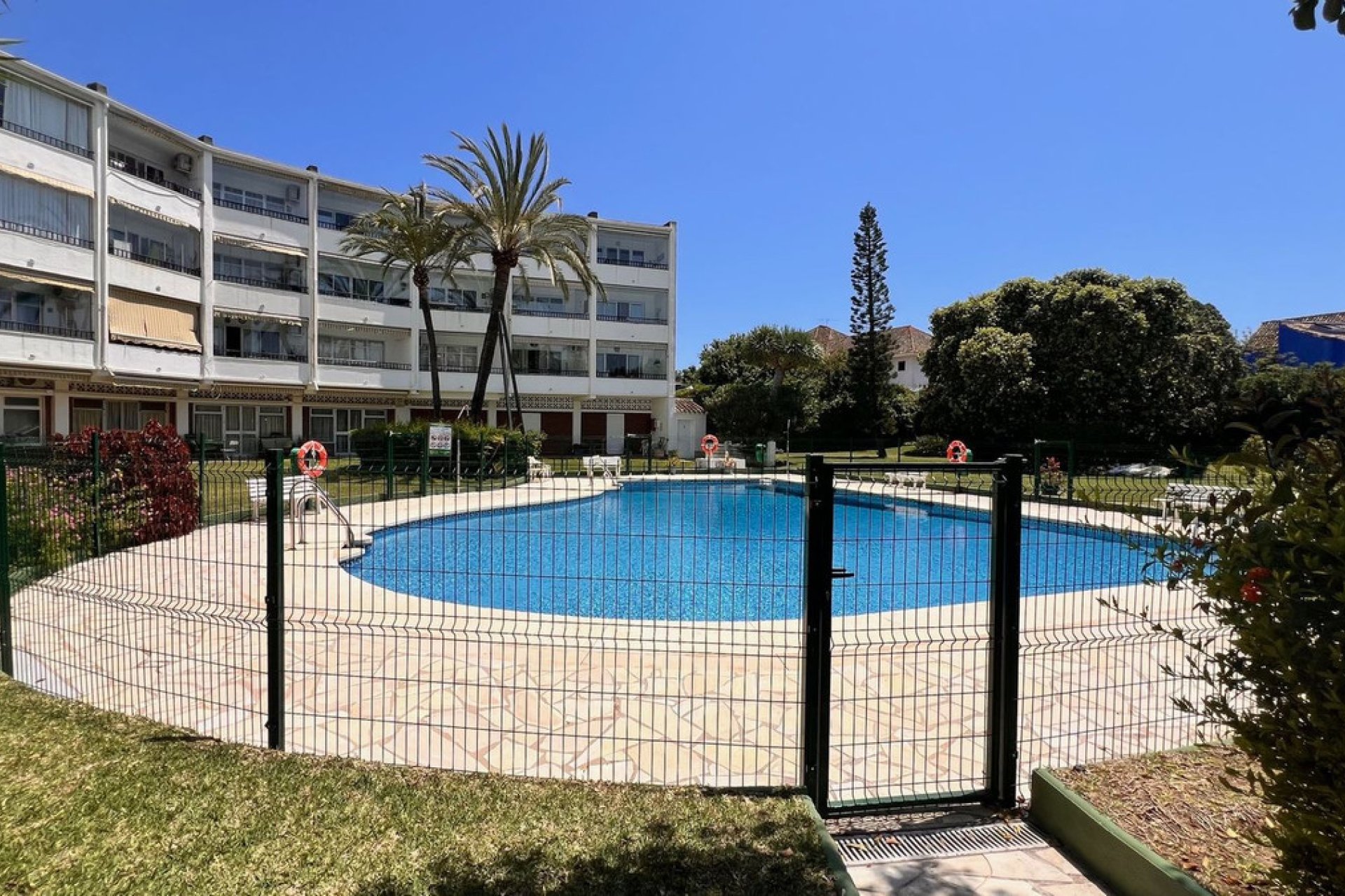 Reventa - Ground floor apartment - Marbella - Marbesa